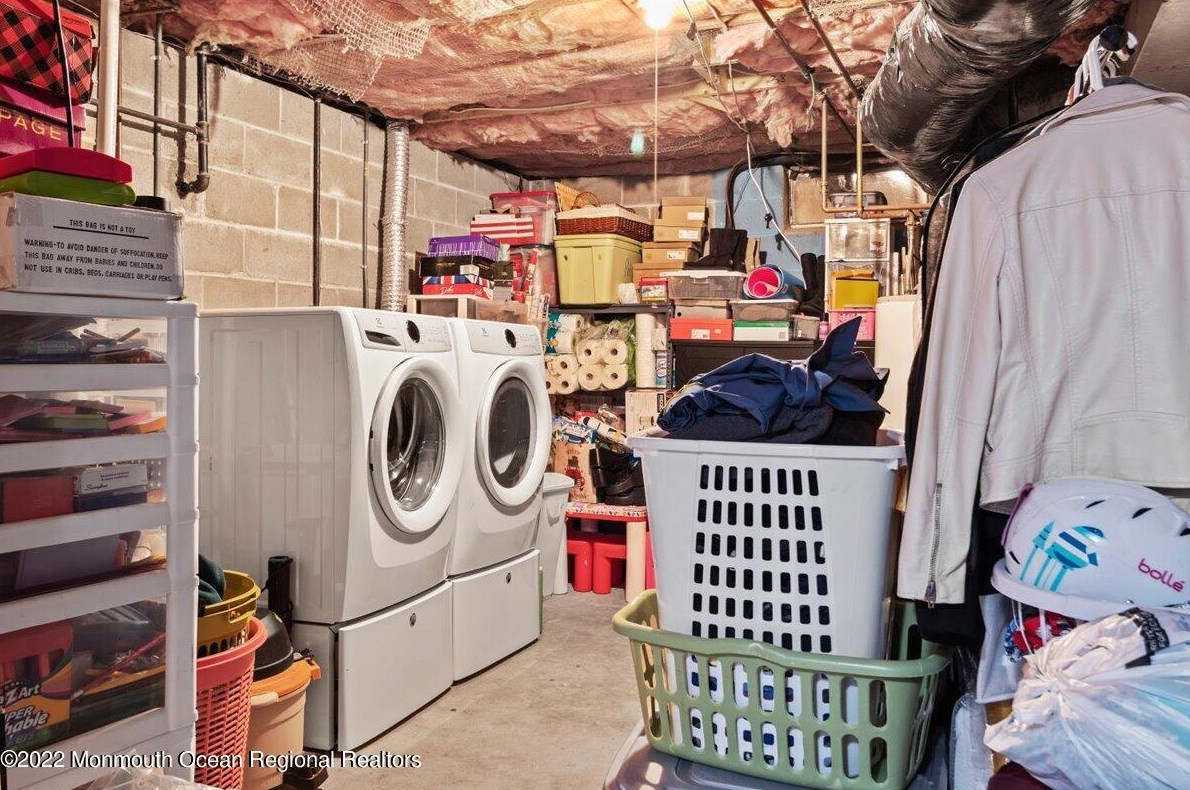 2001 Middlesex St, Toms River NJ 08757-1127 exterior