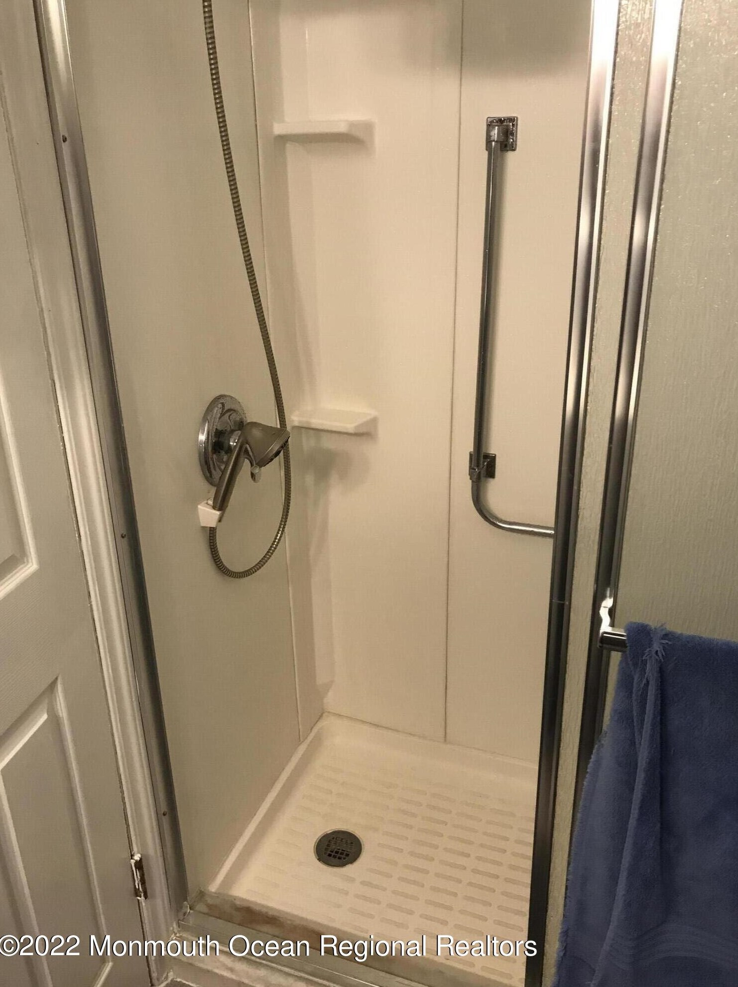 2397 Yorktowne Blvd, Toms River NJ  08753-1654 exterior