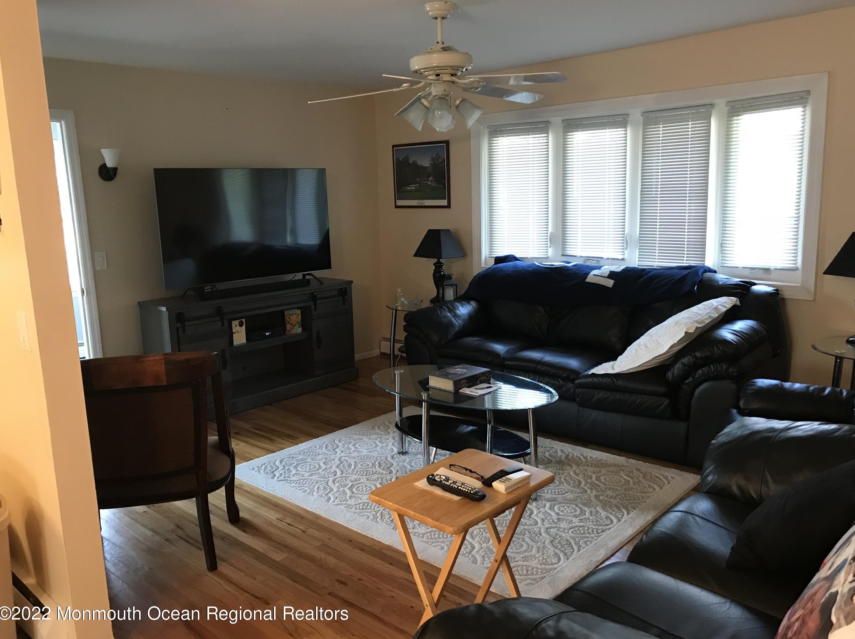 2397 Yorktowne Blvd, Toms River NJ  08753-1654 exterior