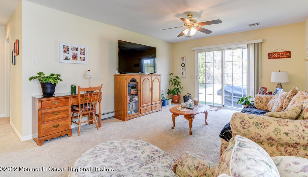 15 Cancun St, Toms River NJ 08757-6021 exterior