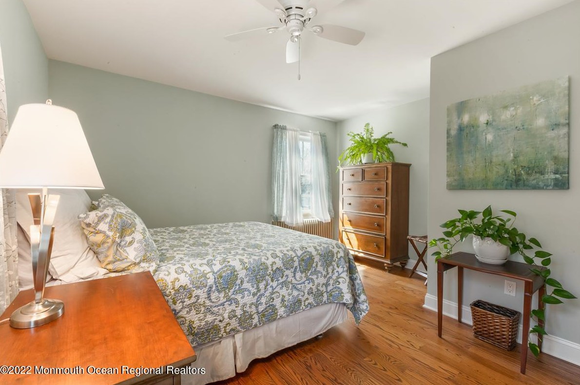 31 Park Ave, Locust NJ 07760-1523 exterior