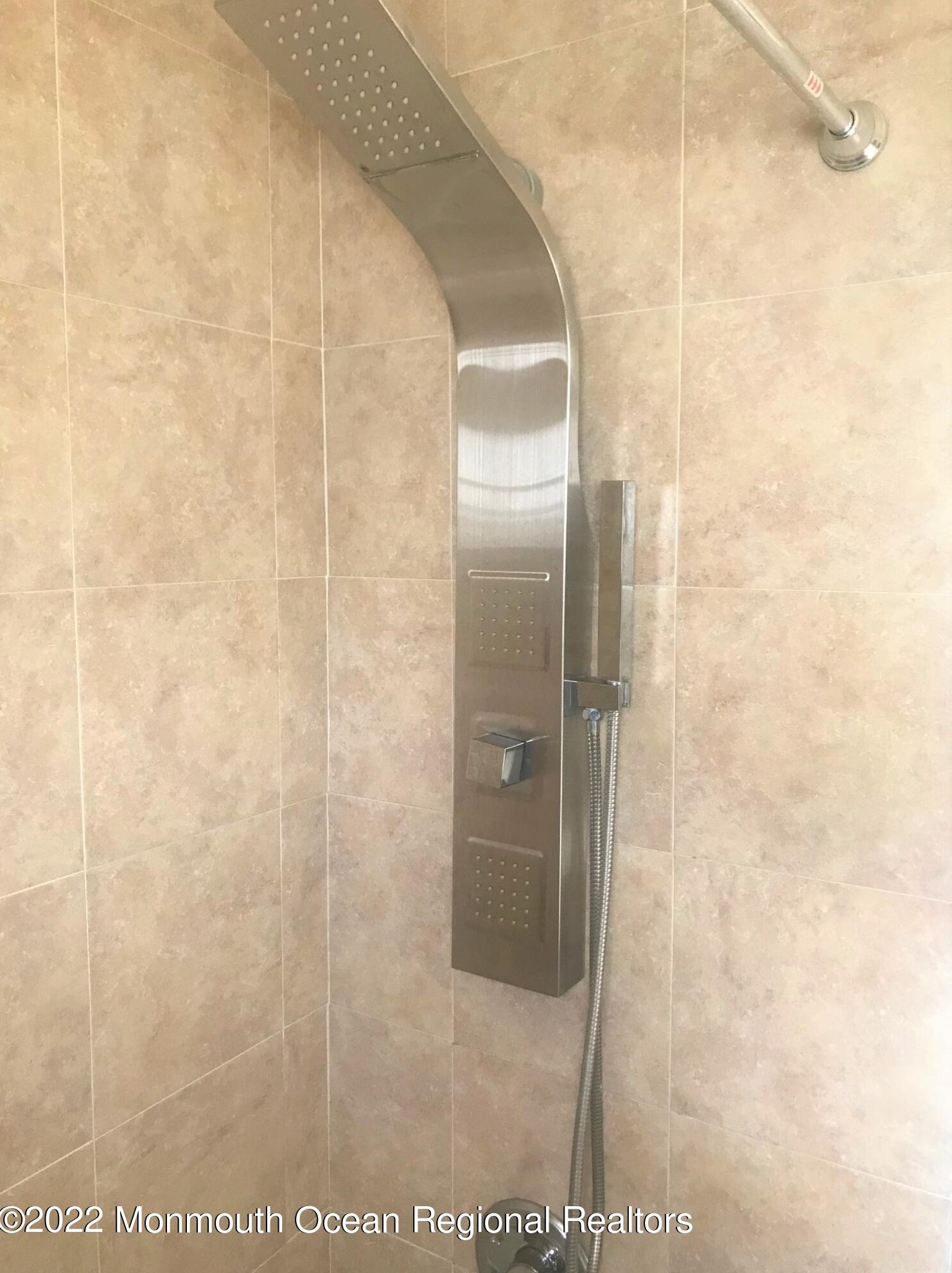 15 Florence Ave, South River NJ 08882-1021 exterior