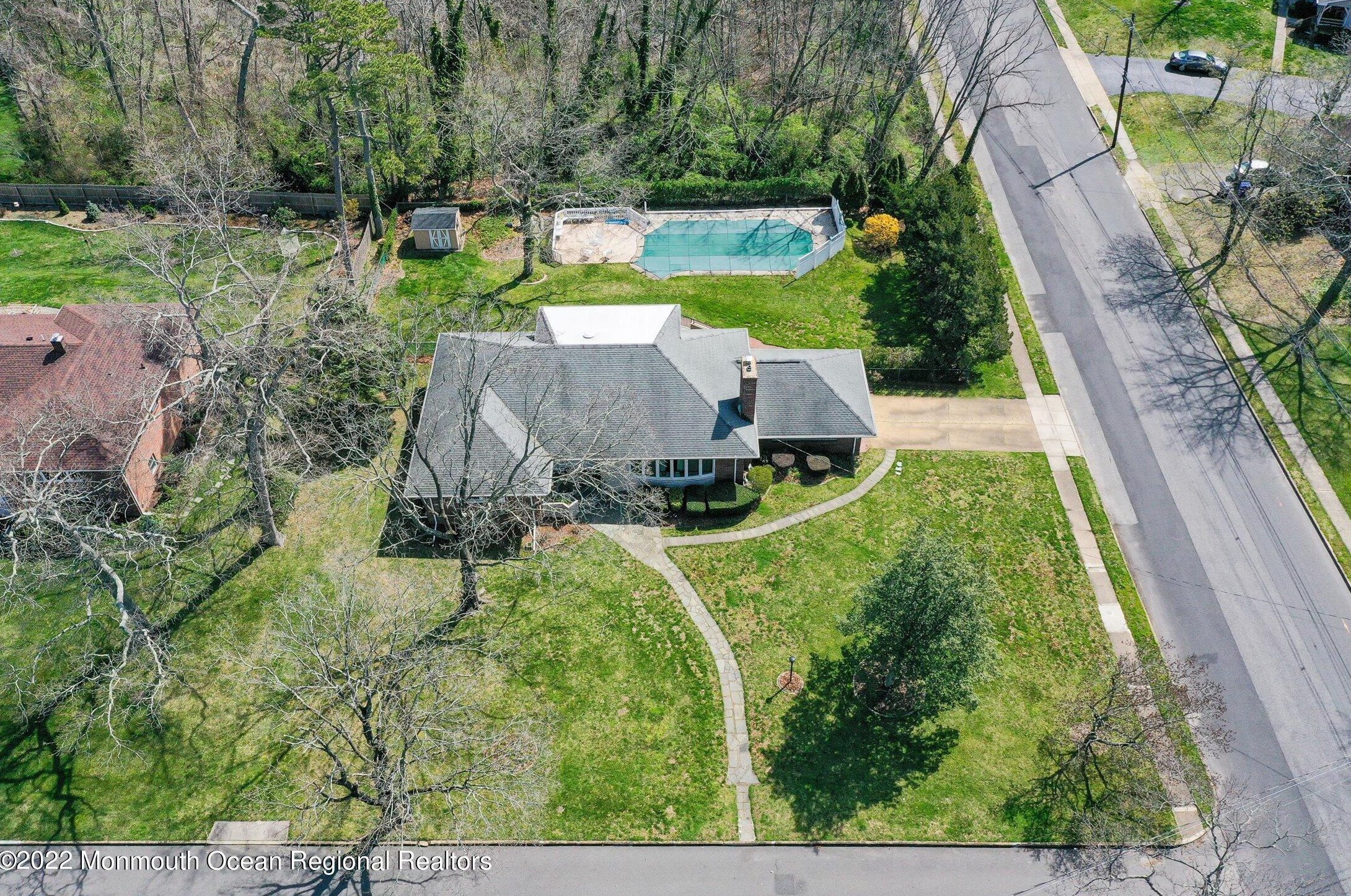 301 Lexington Ave, Toms River NJ  08753-7546 exterior