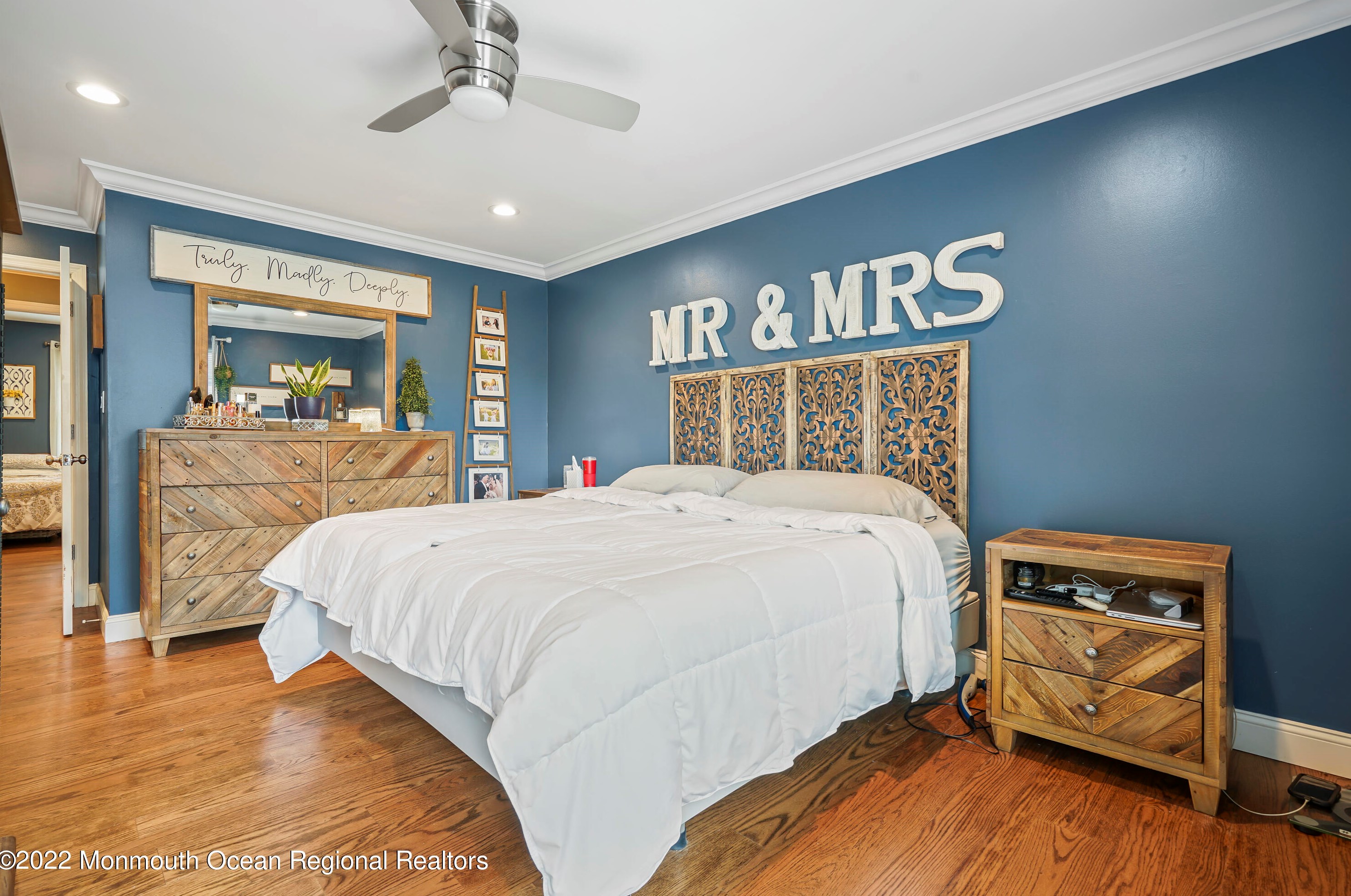 23 Mcfadden Dr, Monroe Twp NJ 08831-2416 exterior