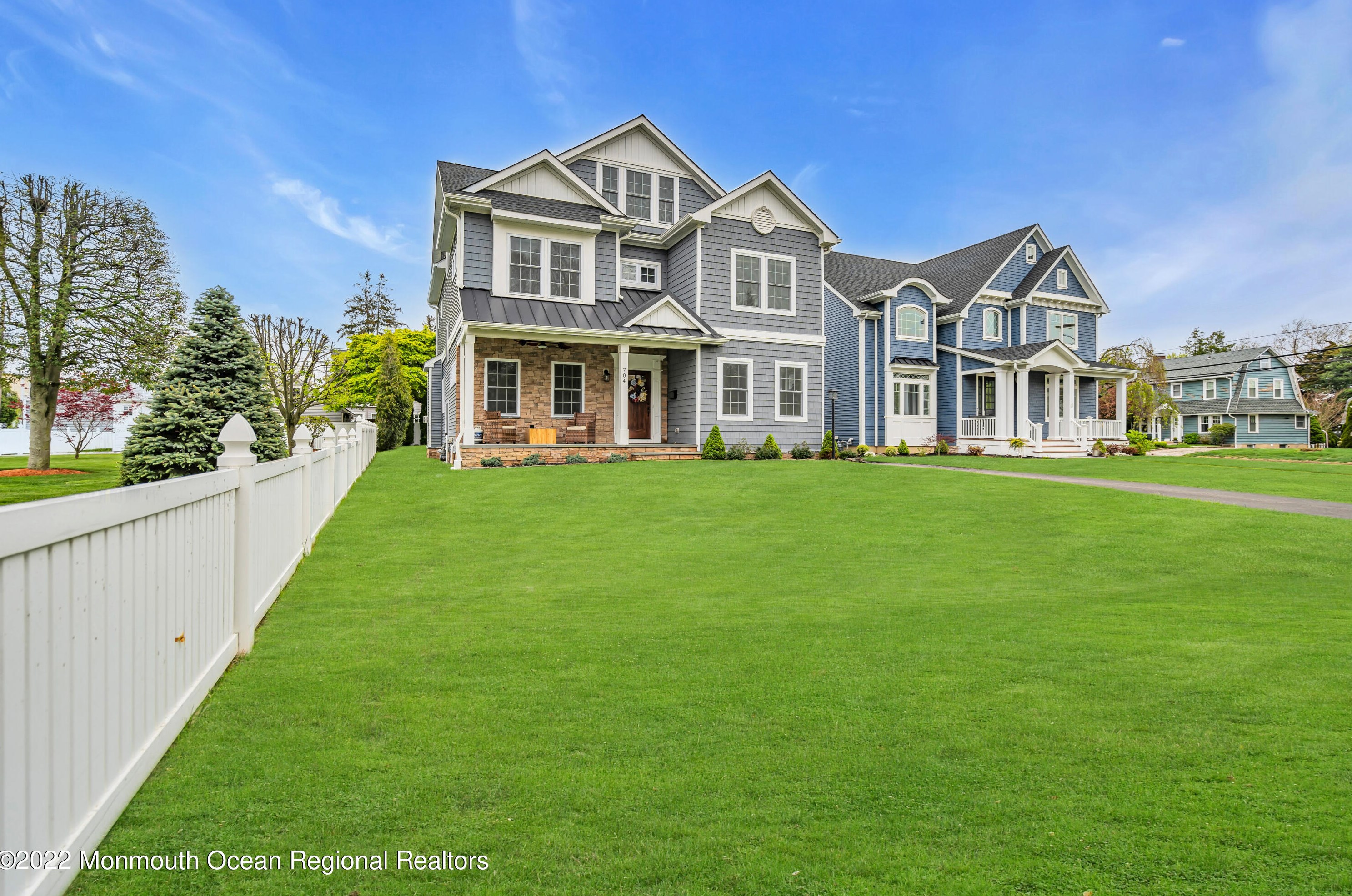 704 Chicago Blvd, Wall Township NJ  08750-1417 exterior