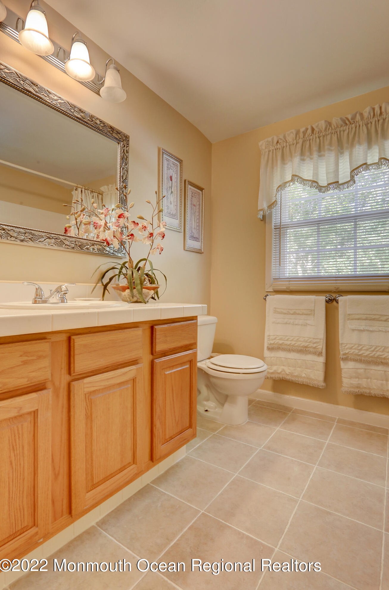 4382 Highway 516, Matawan NJ  07747-2158 exterior