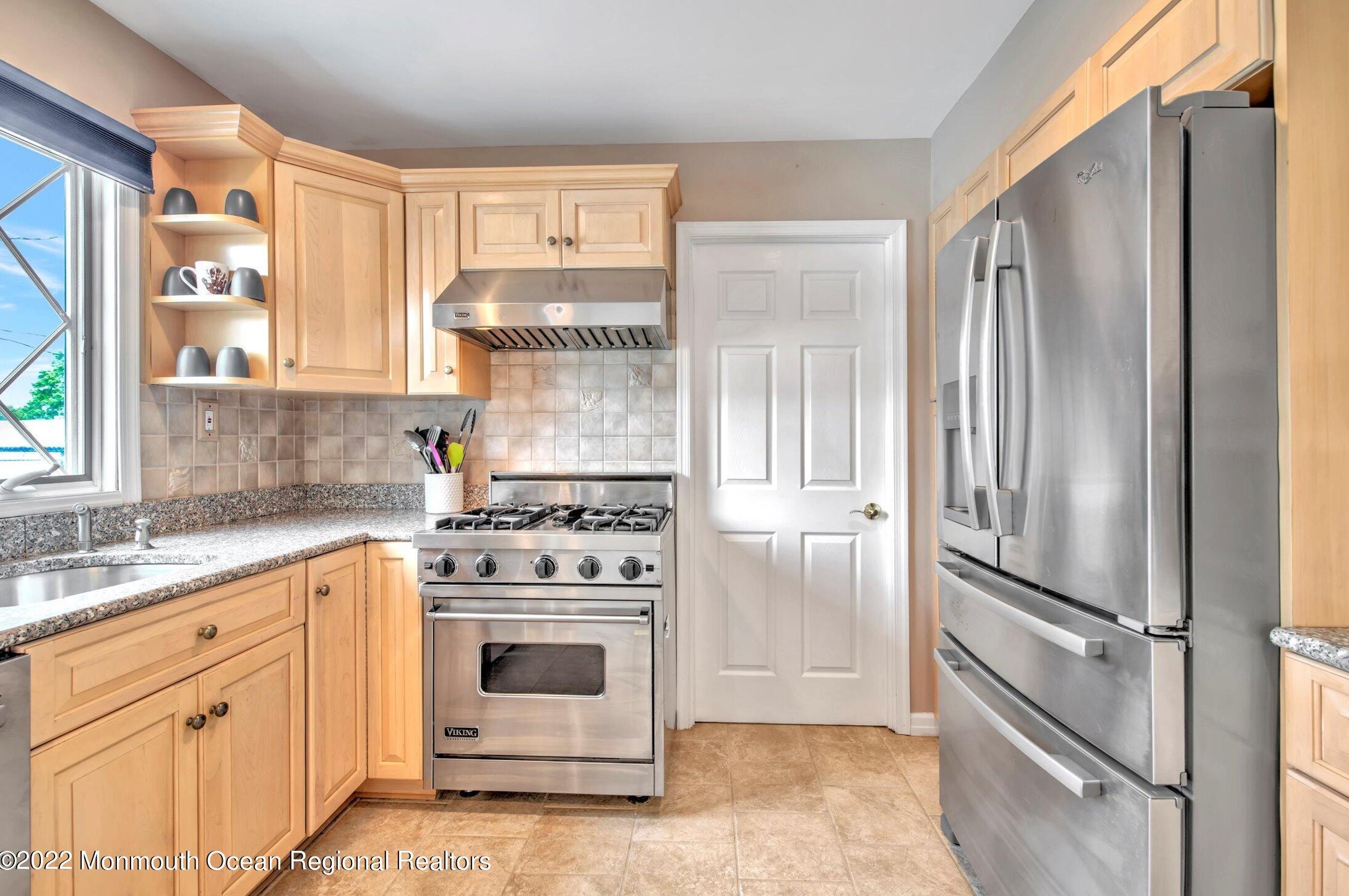 13 Idaho Ln, Matawan NJ 07747-1530 exterior