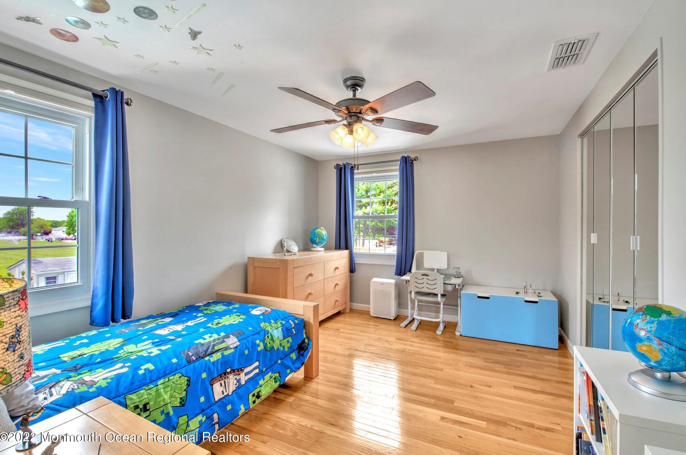 13 Idaho Ln, Matawan NJ 07747-1530 exterior