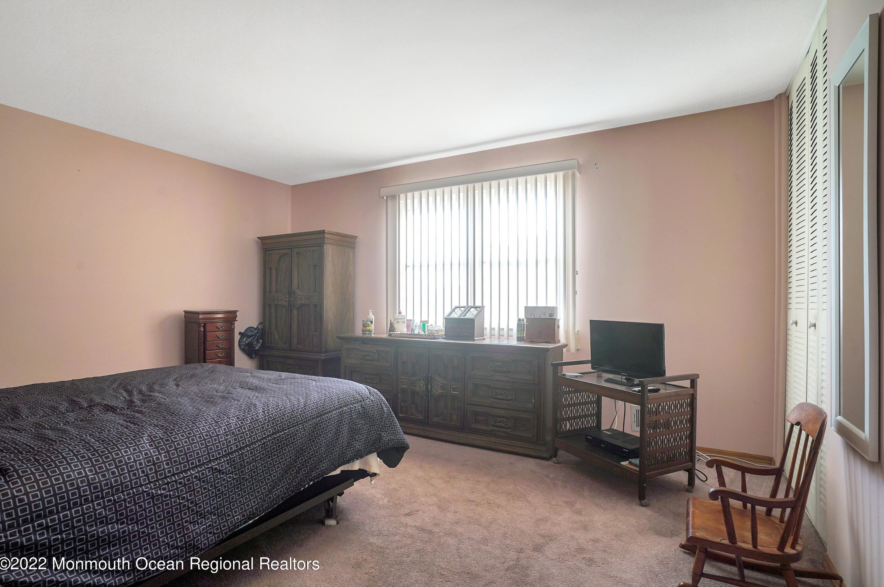 13 Delaware Ct, Matawan NJ  07747-4473 exterior