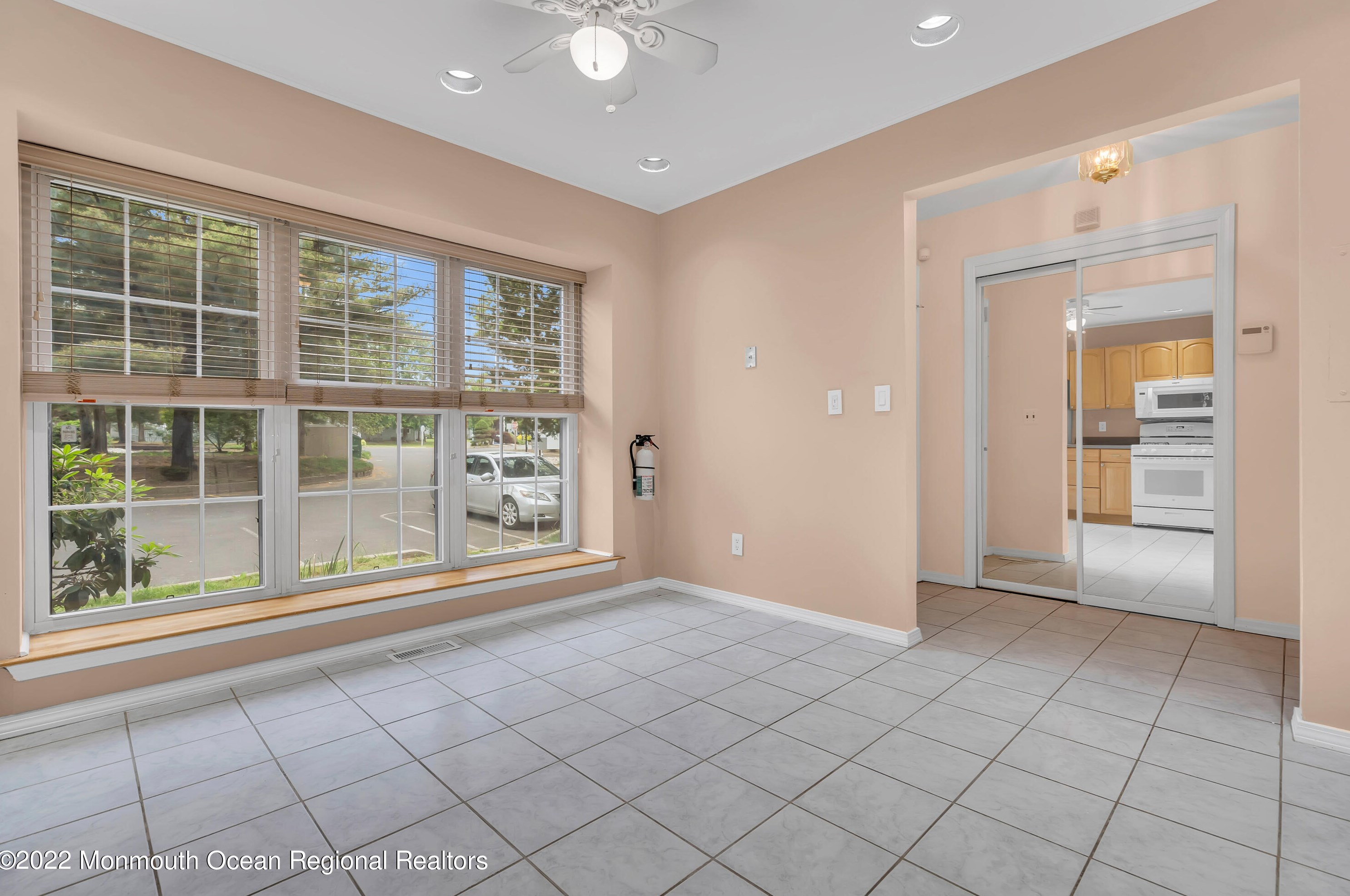 204 Bent Trl, Toms River NJ 08753-8339 exterior