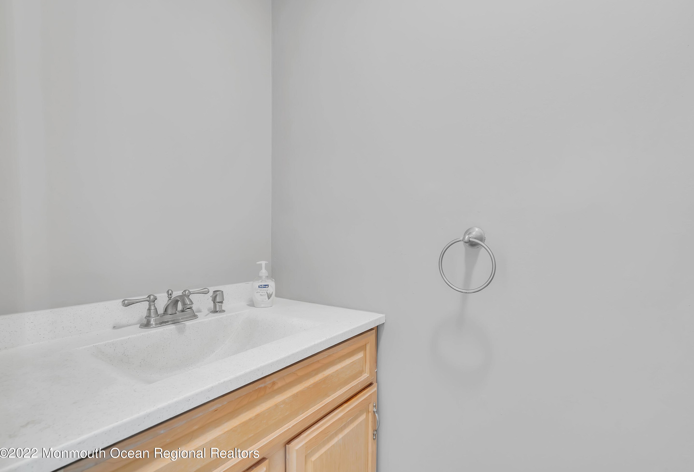 204 Bent Trl, Toms River NJ 08753-8339 exterior