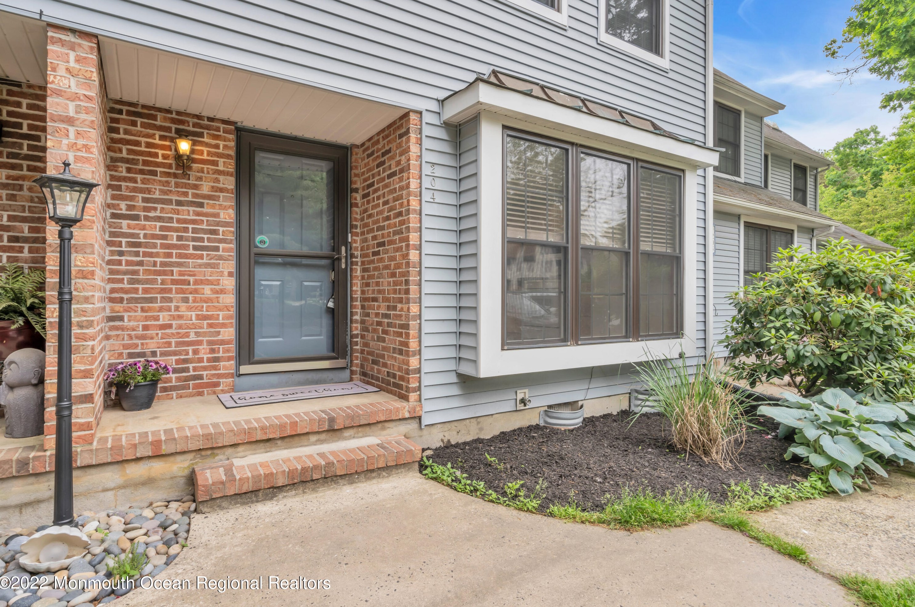 204 Bent Trl, Toms River NJ 08753-8339 exterior