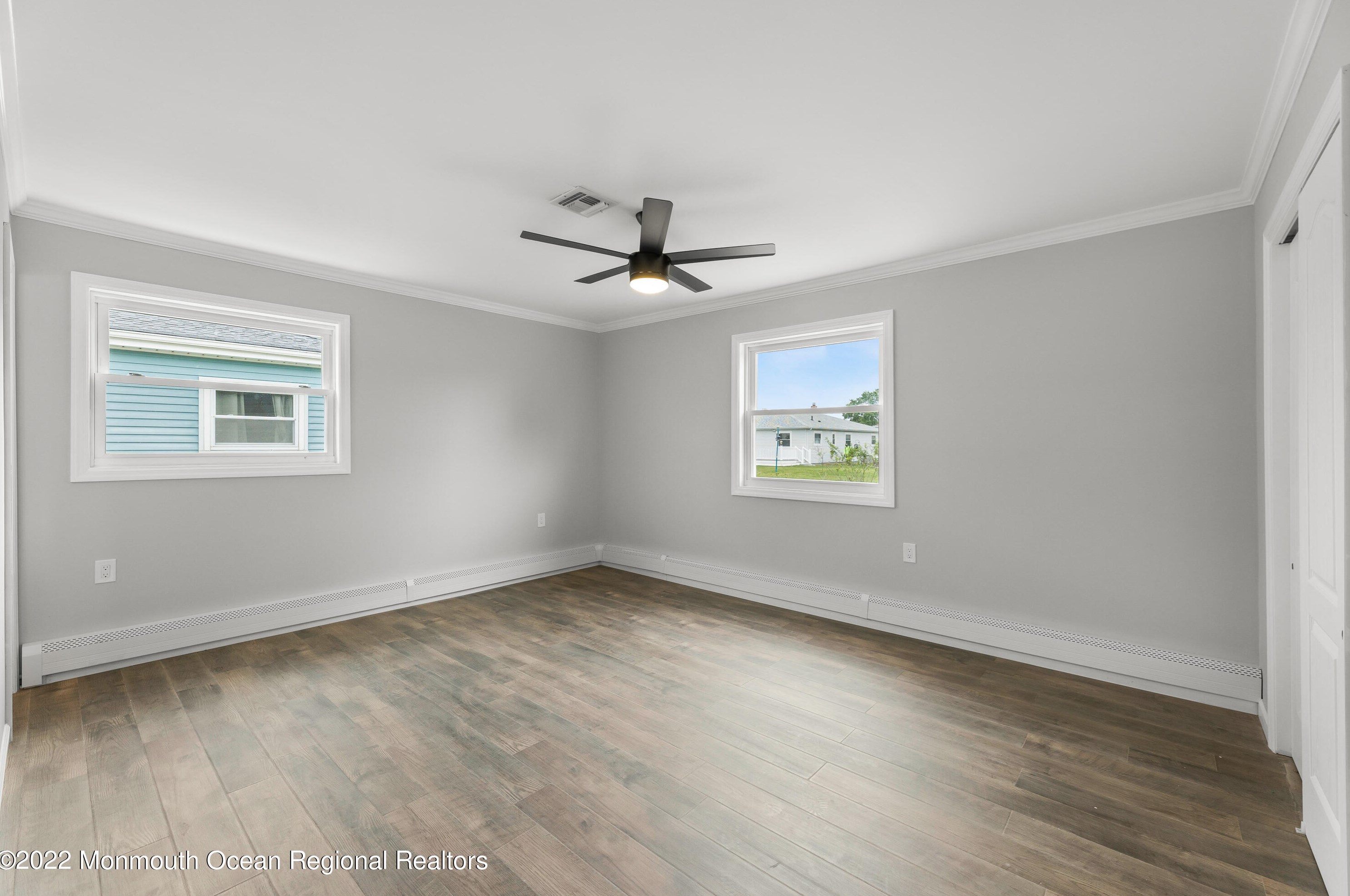 71 Hyannis St, Toms River NJ  08757-3843 exterior