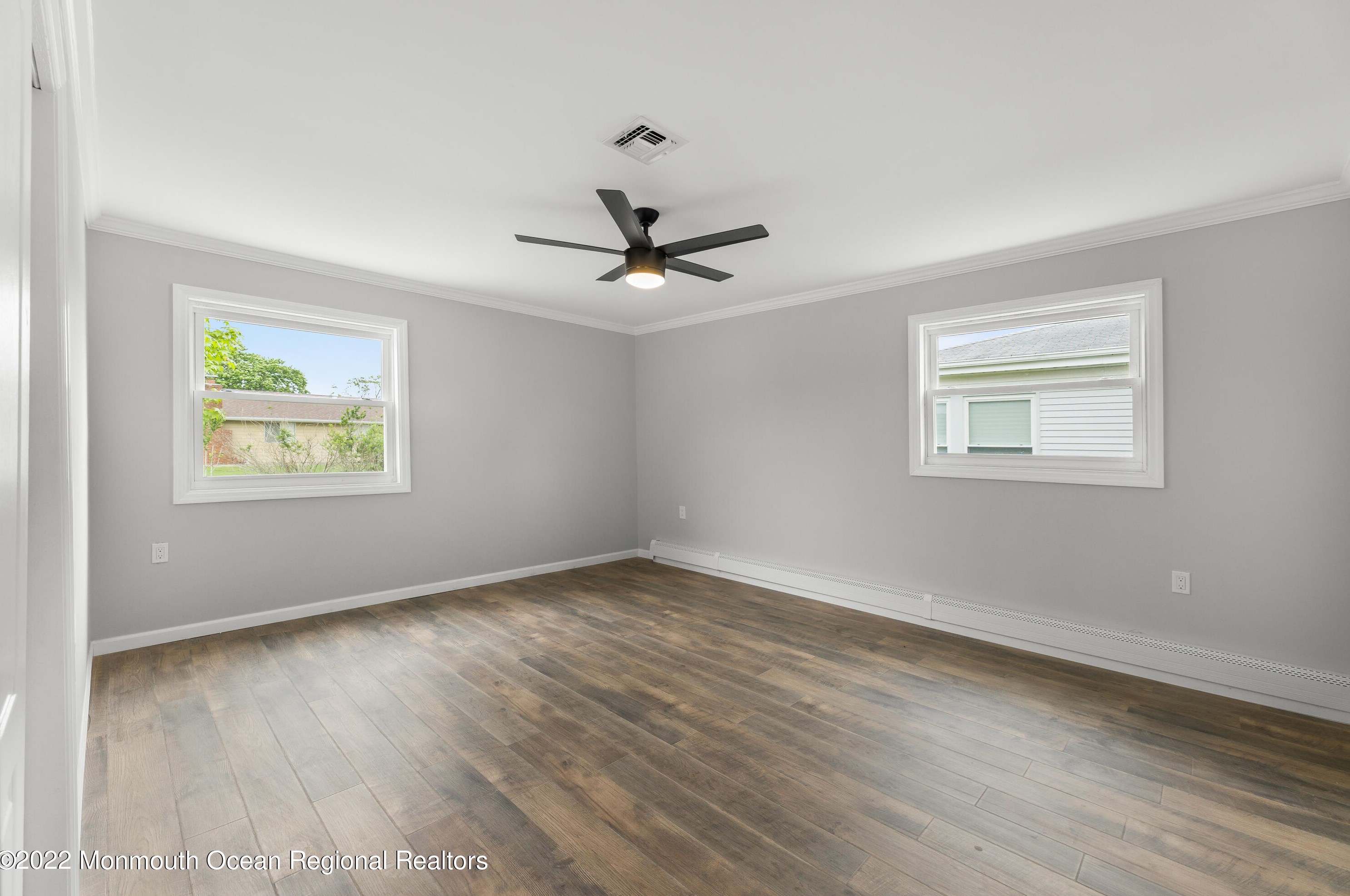 71 Hyannis St, Toms River NJ  08757-3843 exterior