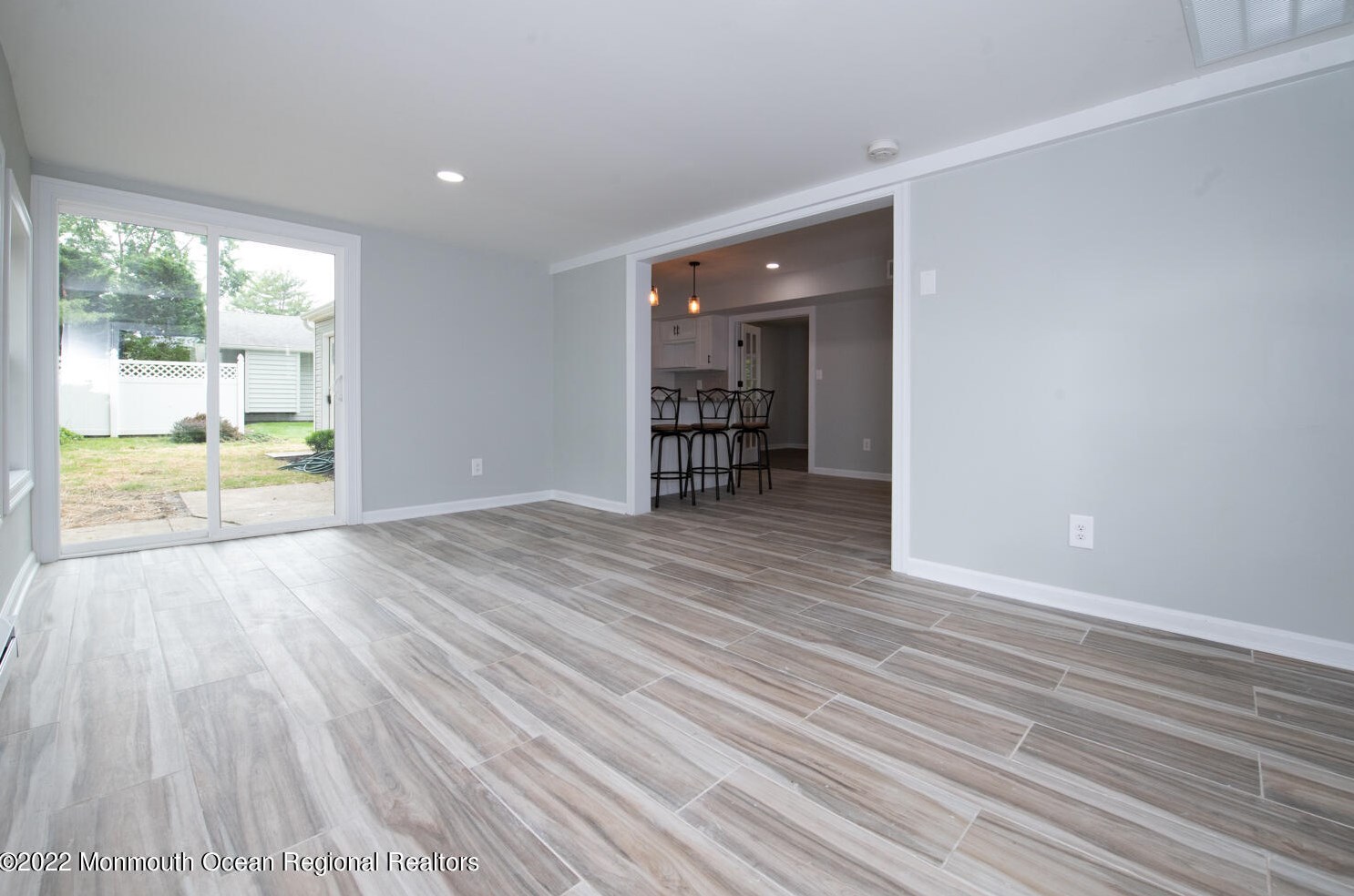 46 Avondale Ln, Matawan NJ  07747-1235 exterior