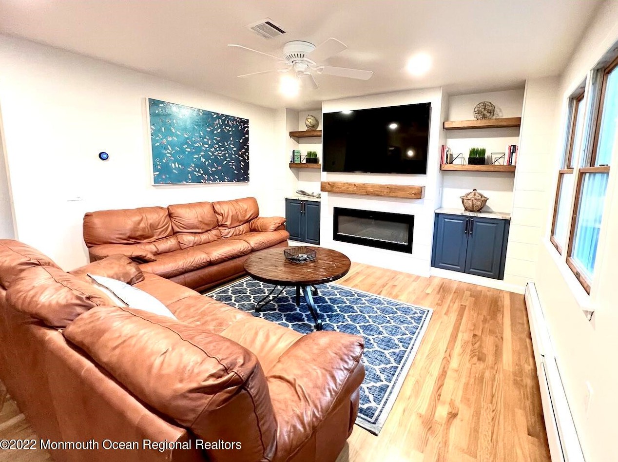 710 22nd Ave, Belmar NJ  07719-2929 exterior