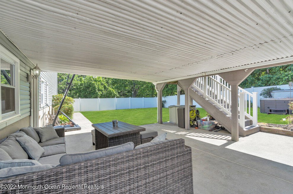 3 London Ct, Toms River NJ 08753-2215 exterior