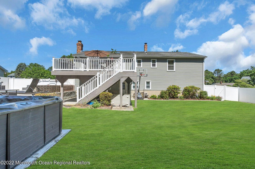 3 London Ct, Toms River NJ 08753-2215 exterior