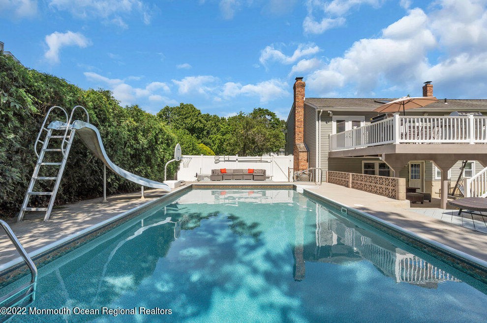 3 London Ct, Toms River NJ 08753-2215 exterior