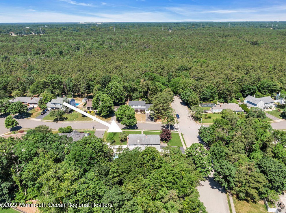 3 London Ct, Toms River NJ 08753-2215 exterior