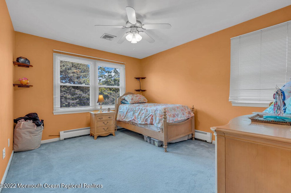 3 London Ct, Toms River NJ 08753-2215 exterior