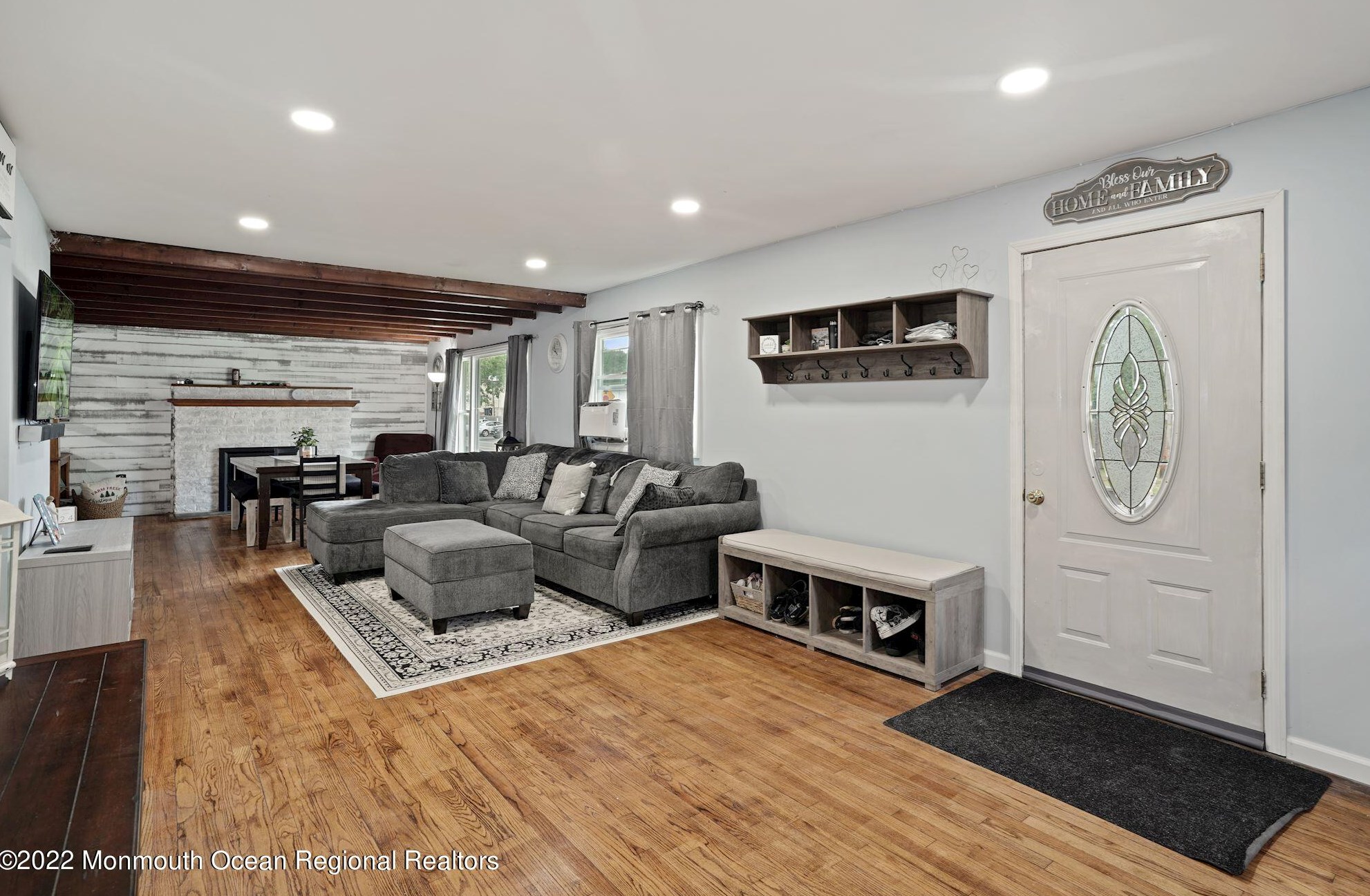 1137 Beachwood Blvd, Beachwood NJ  08722-2203 exterior