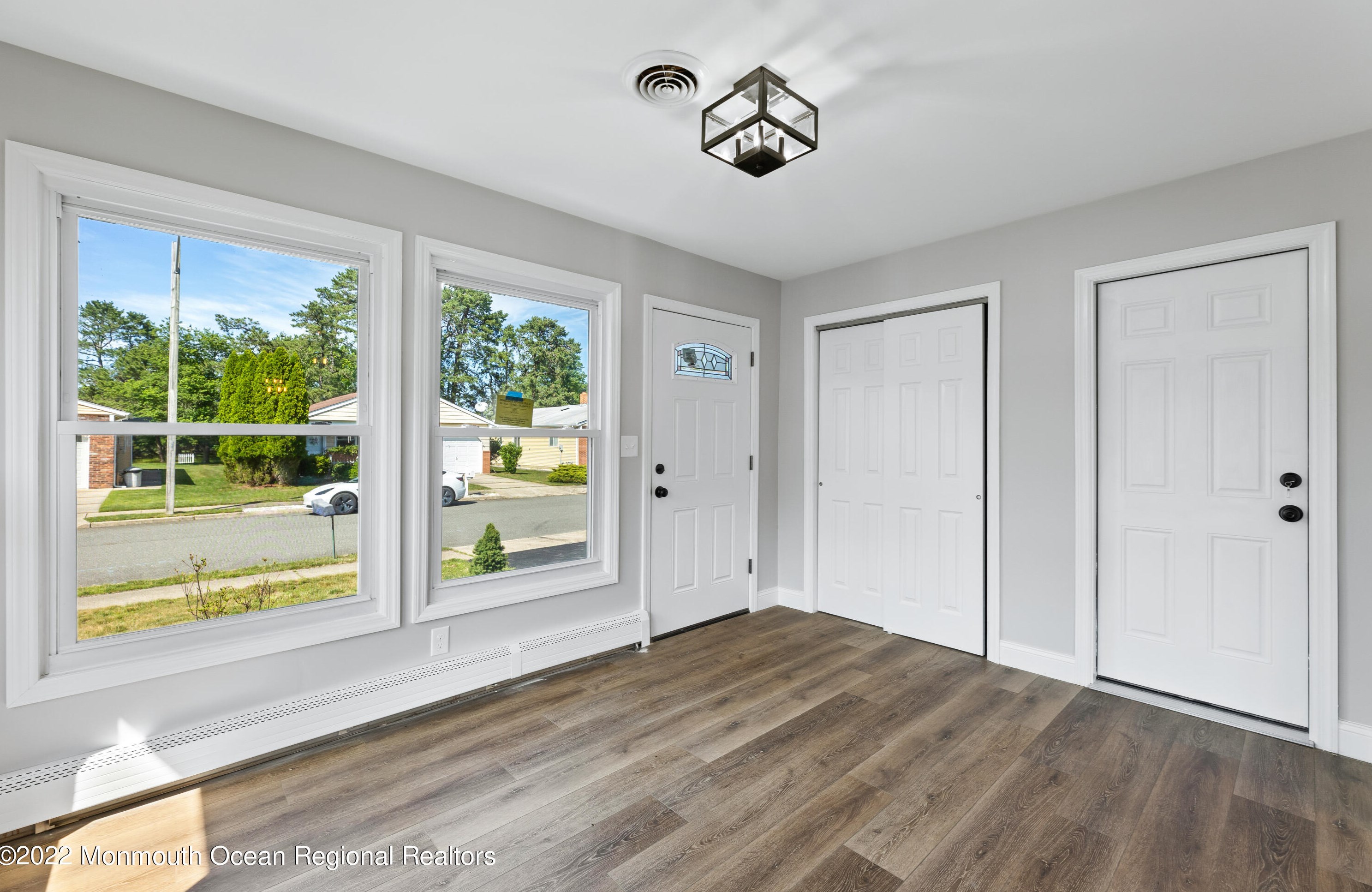 97 Torrey Pines Dr, Toms River NJ  08757-5721 exterior