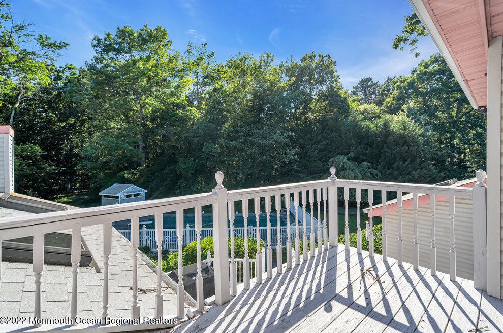 1982 Leonard Dr, Toms River NJ  08755-1501 exterior