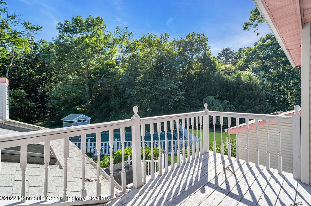 1982 Leonard Dr, Toms River NJ  08755-1501 exterior