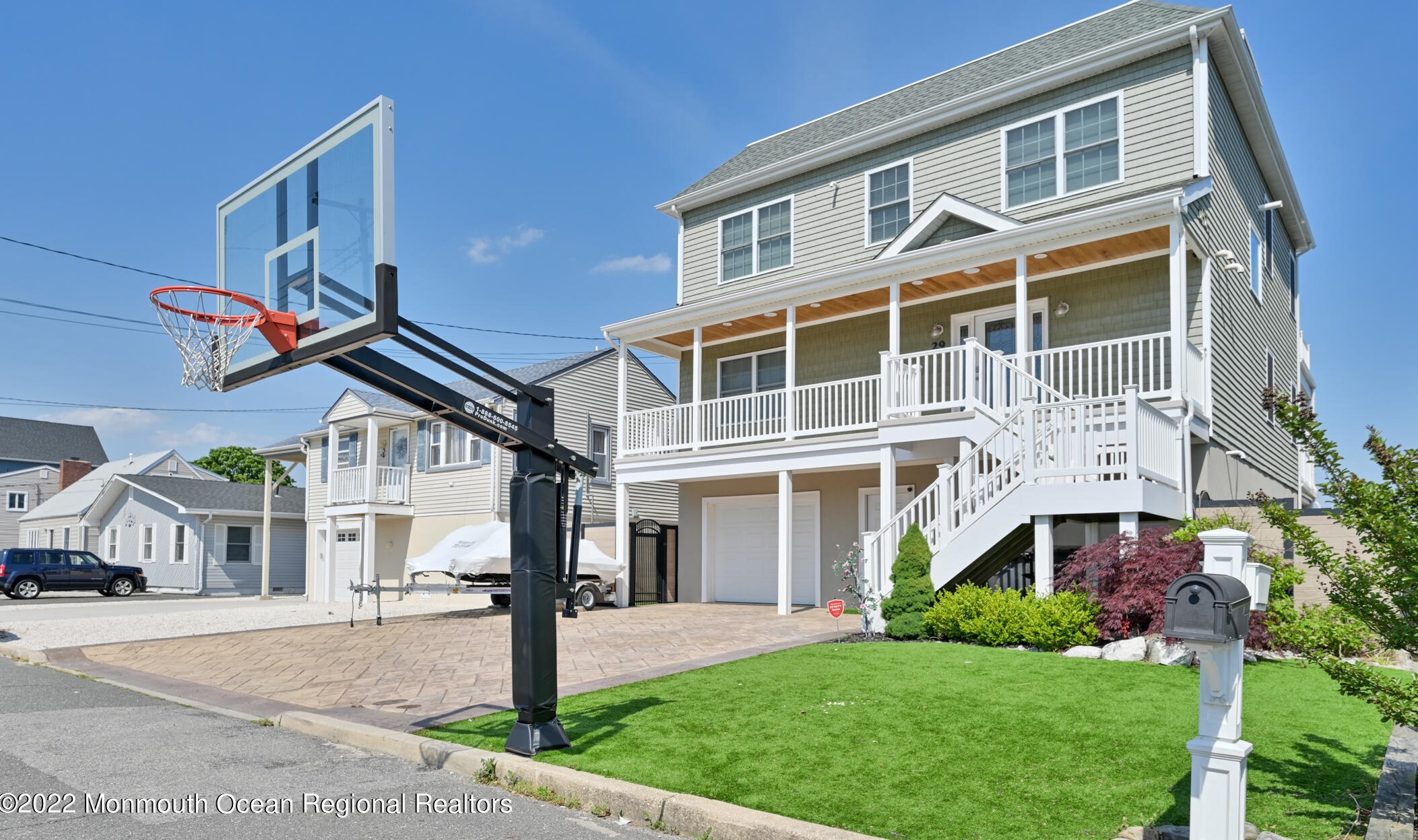 29 Neptune Rd, Toms River NJ  08753-2030 exterior