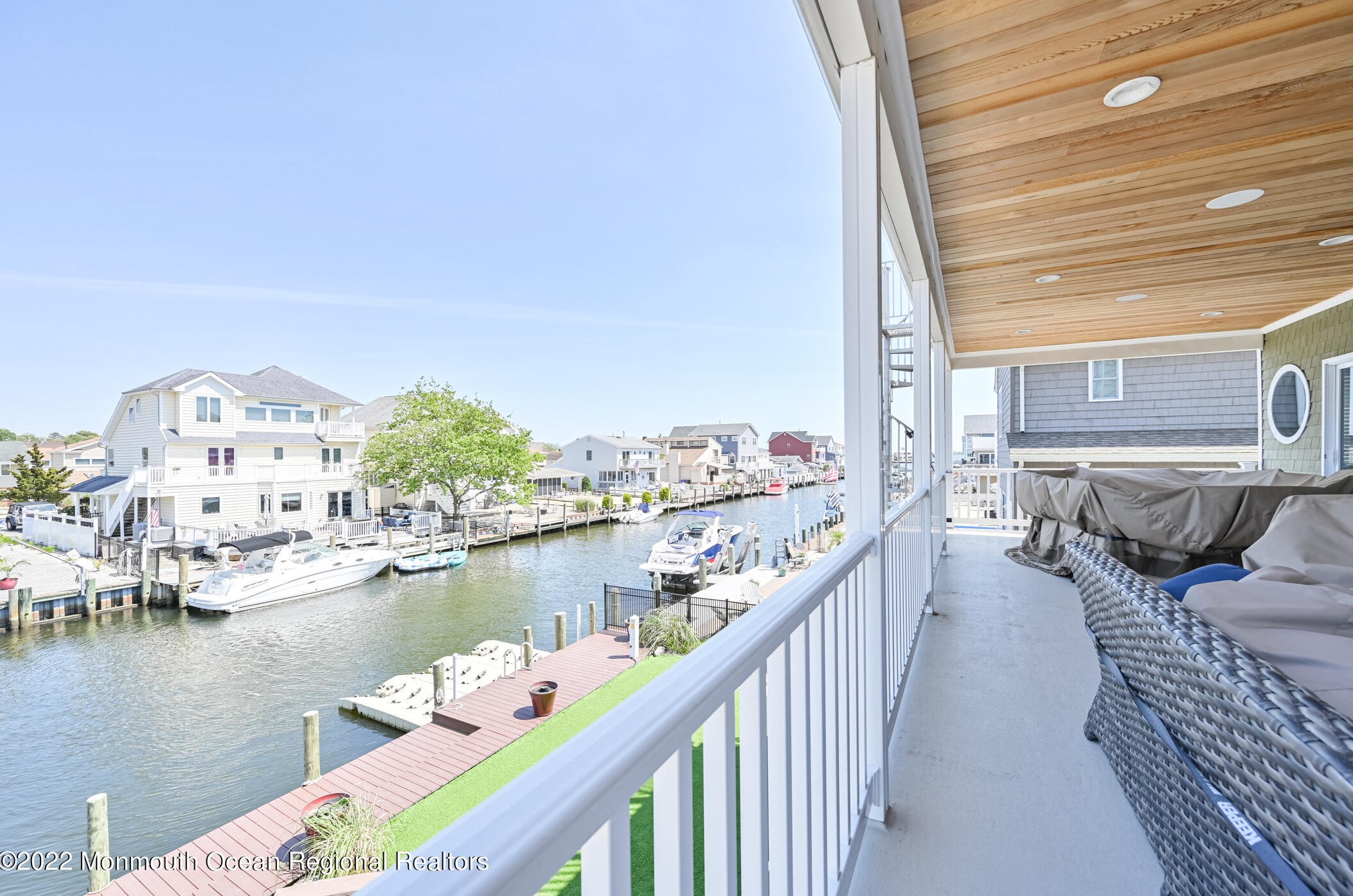 29 Neptune Rd, Toms River NJ  08753-2030 exterior