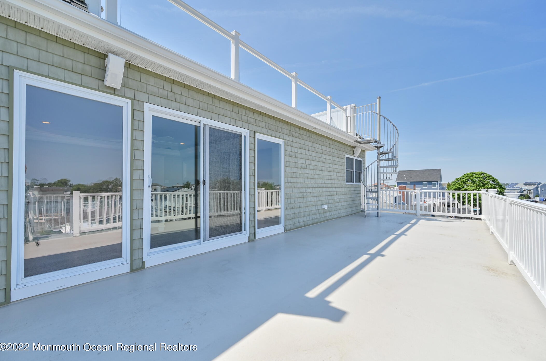 29 Neptune Rd, Toms River NJ  08753-2030 exterior