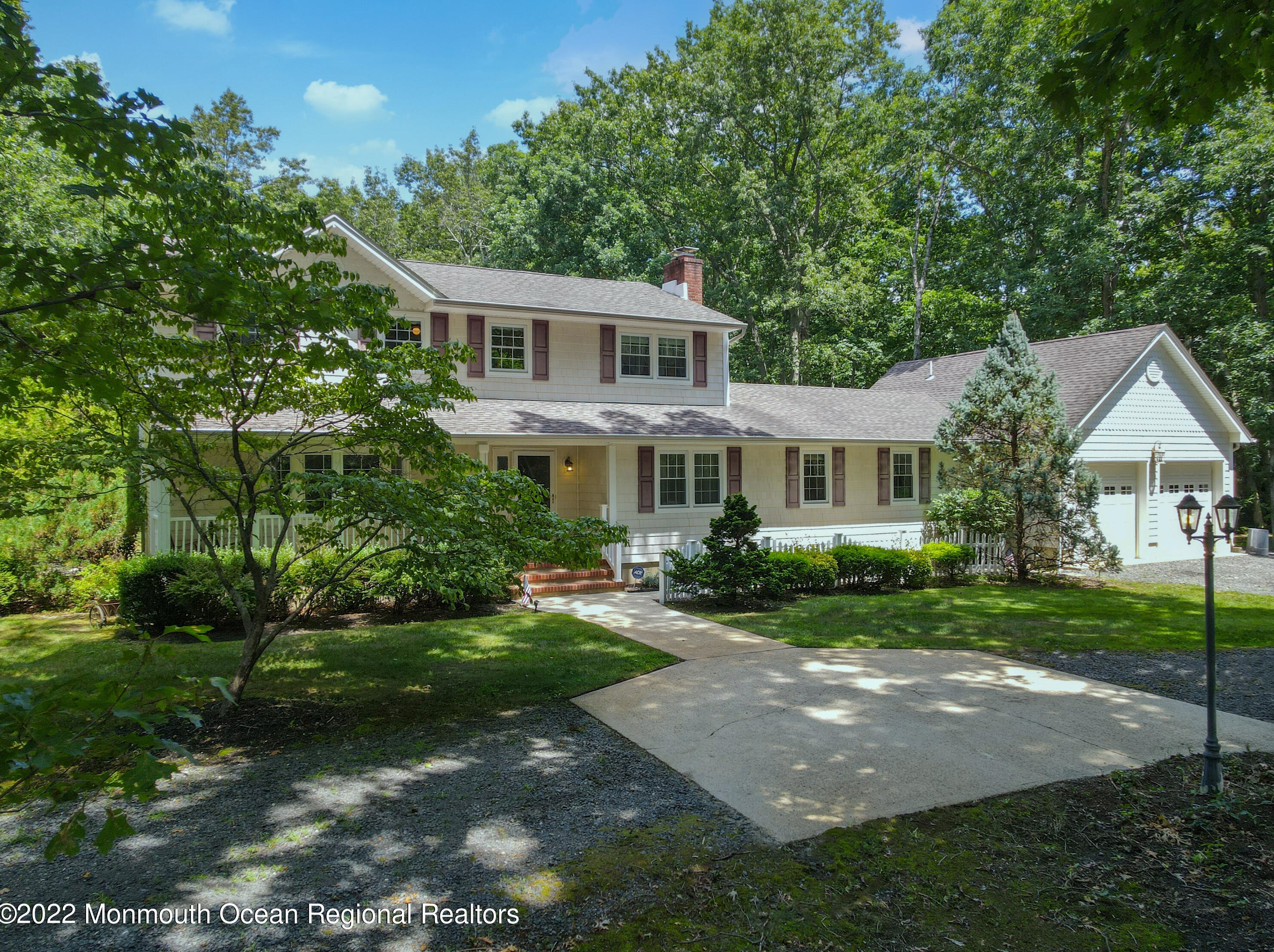 1156 Hickory St, Toms River NJ 08755-1302 exterior