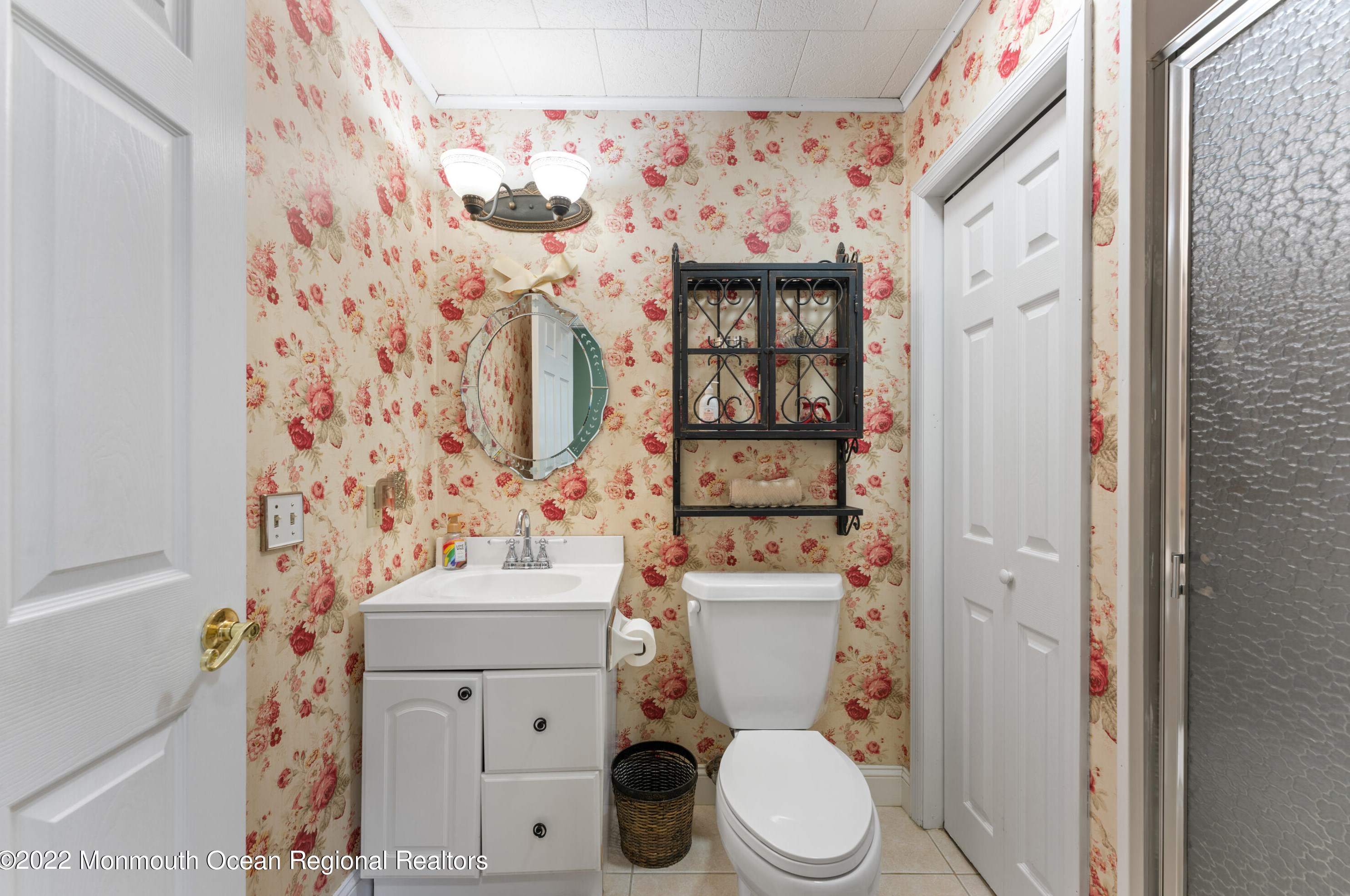 1156 Hickory St, Toms River NJ 08755-1302 exterior