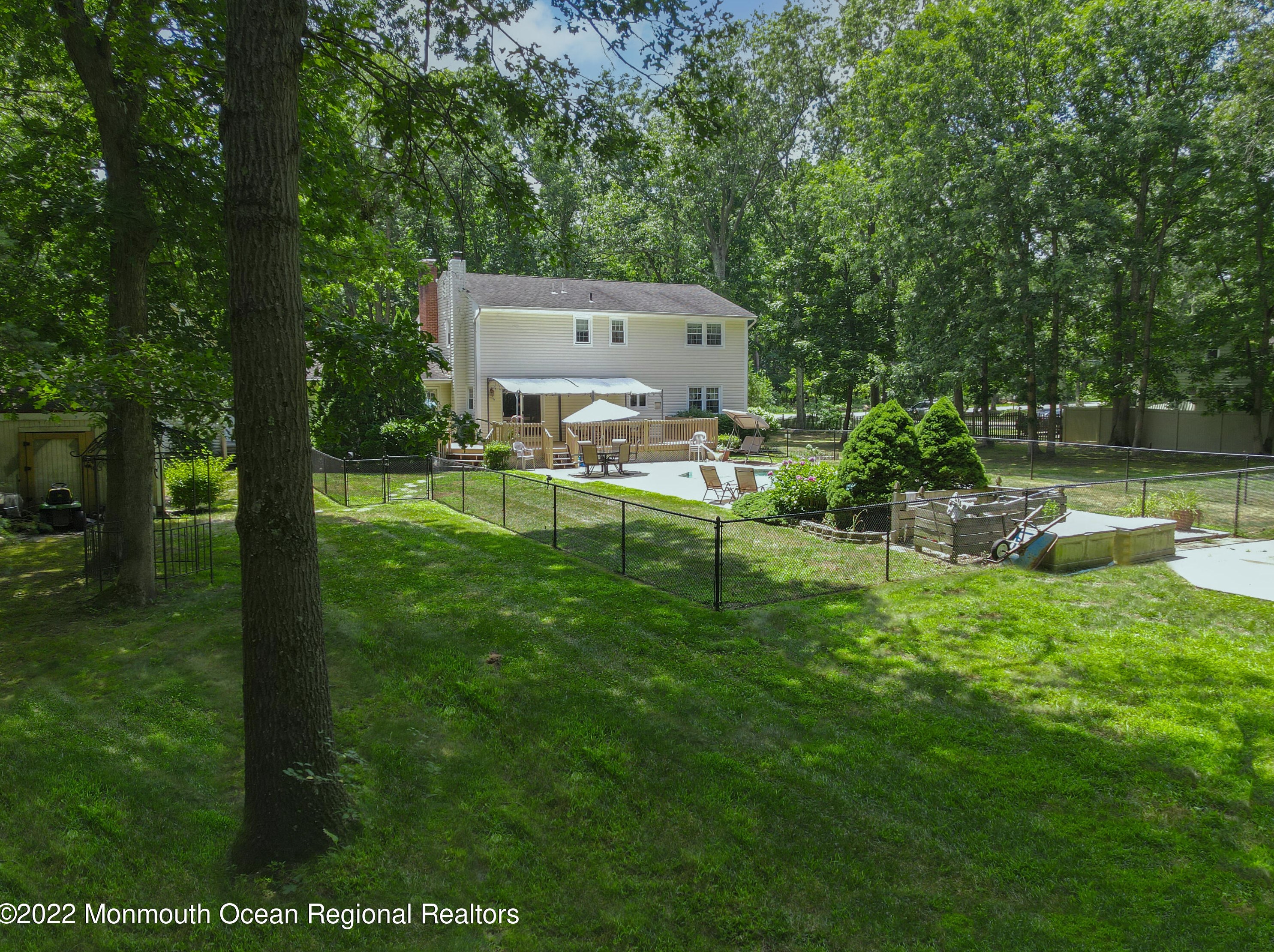 1156 Hickory St, Toms River NJ 08755-1302 exterior