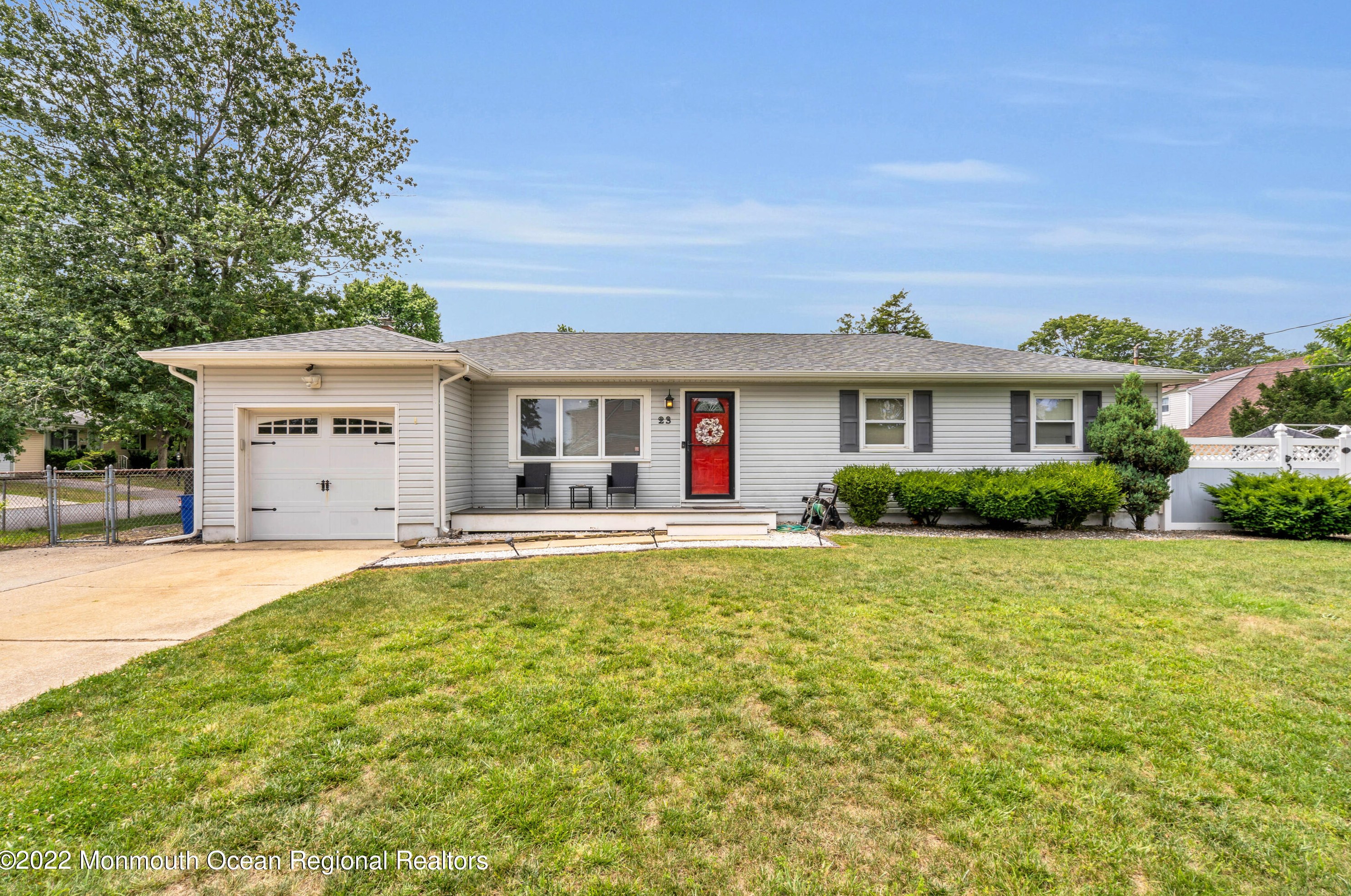 23 Locker St, Beachwood NJ  08722-4031 exterior