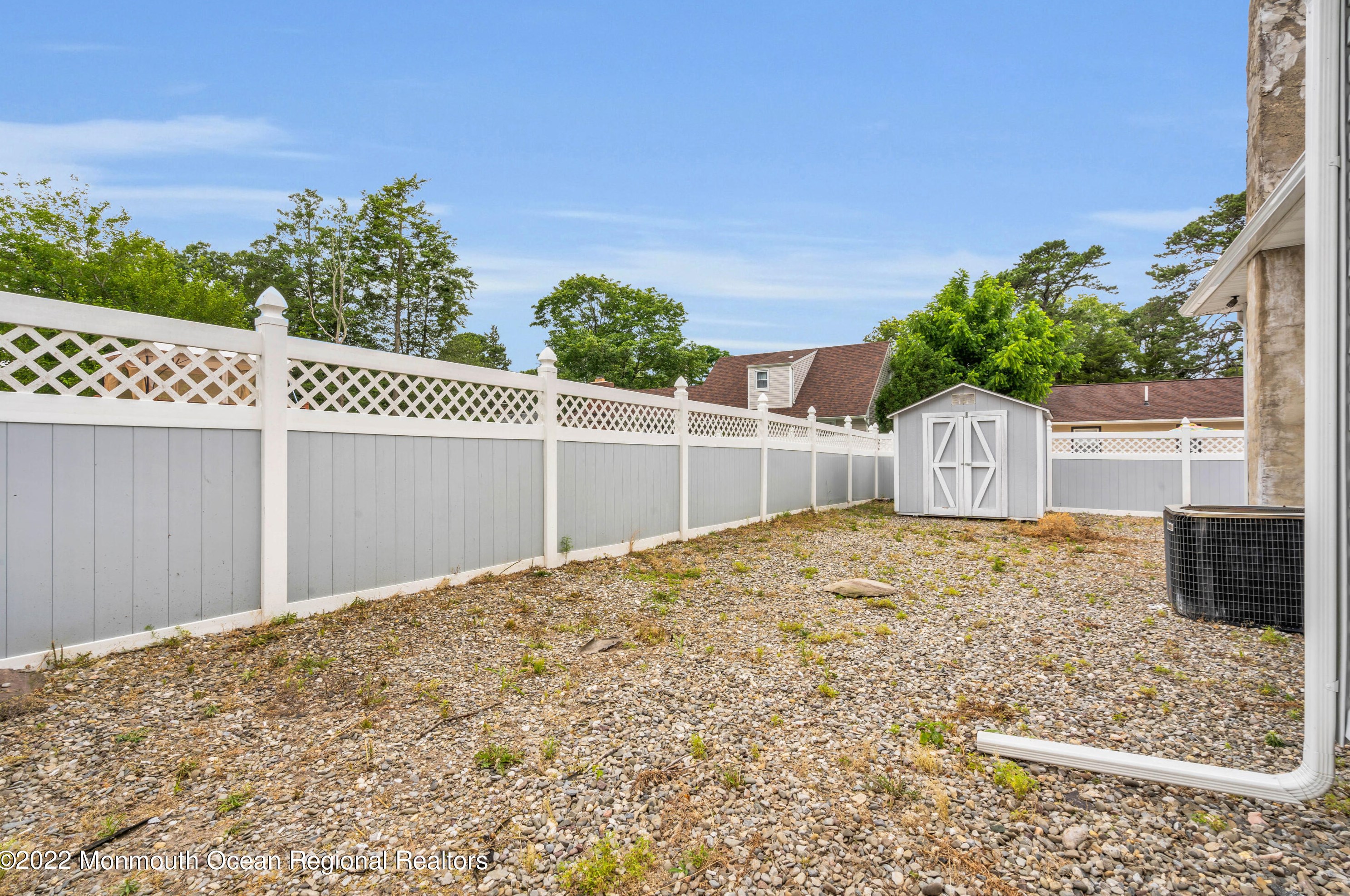 23 Locker St, Beachwood NJ  08722-4031 exterior
