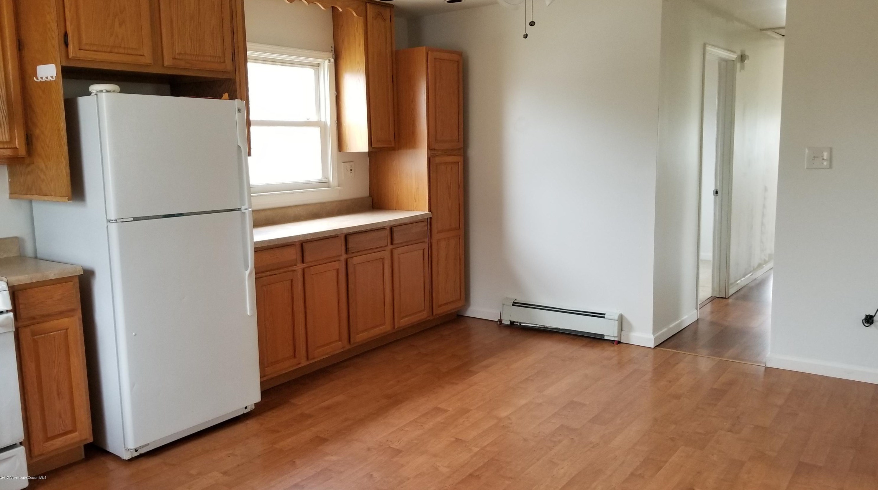 702 Edmunds Ave, Keyport NJ  07735-2626 exterior