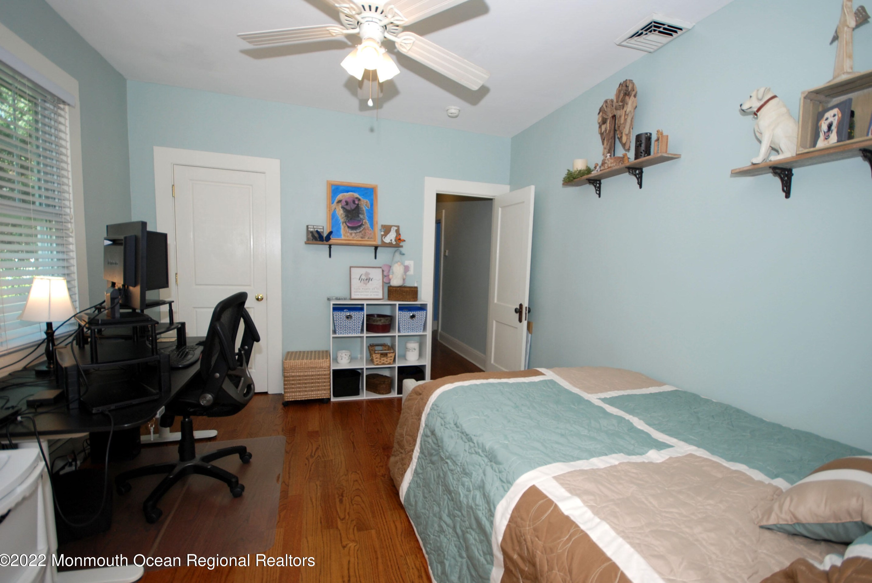 127 Smt Ave, Lyndhurst NJ 07071-1228 exterior