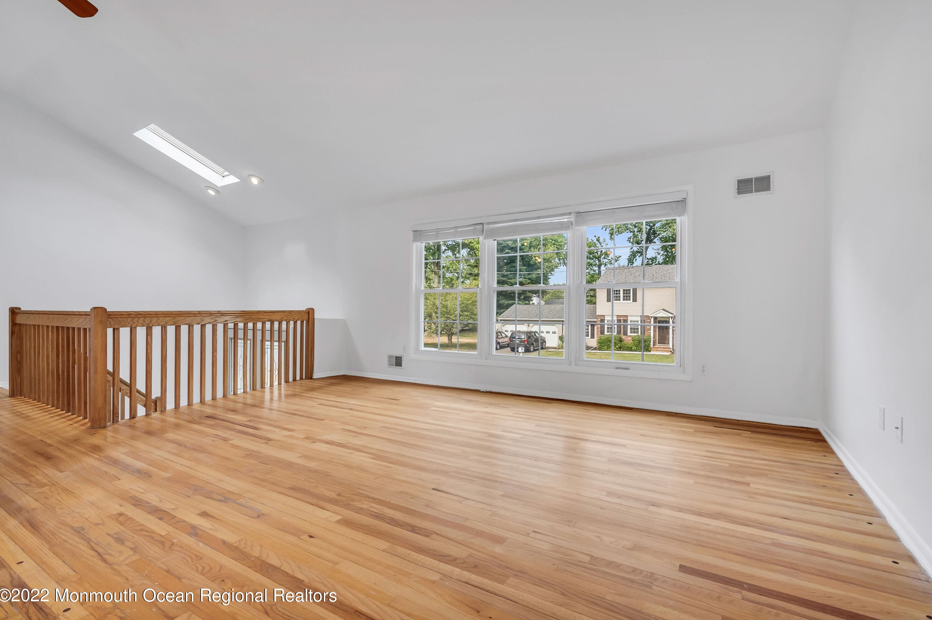 1802 Holbrook St, Oakhurst NJ  07755-2837 exterior