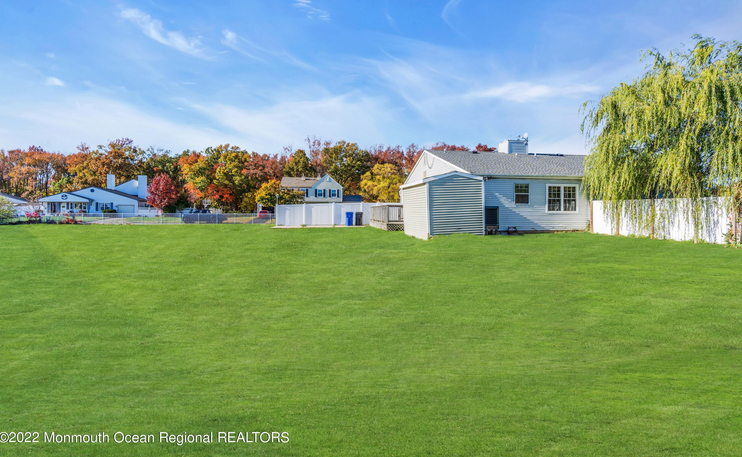 533 Iron Kettle Rd, Toms River NJ  08753-6284 exterior