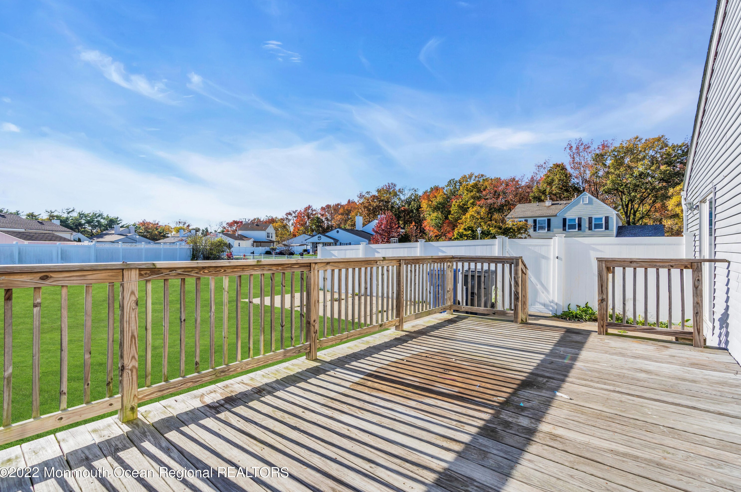 533 Iron Kettle Rd, Toms River NJ  08753-6284 exterior