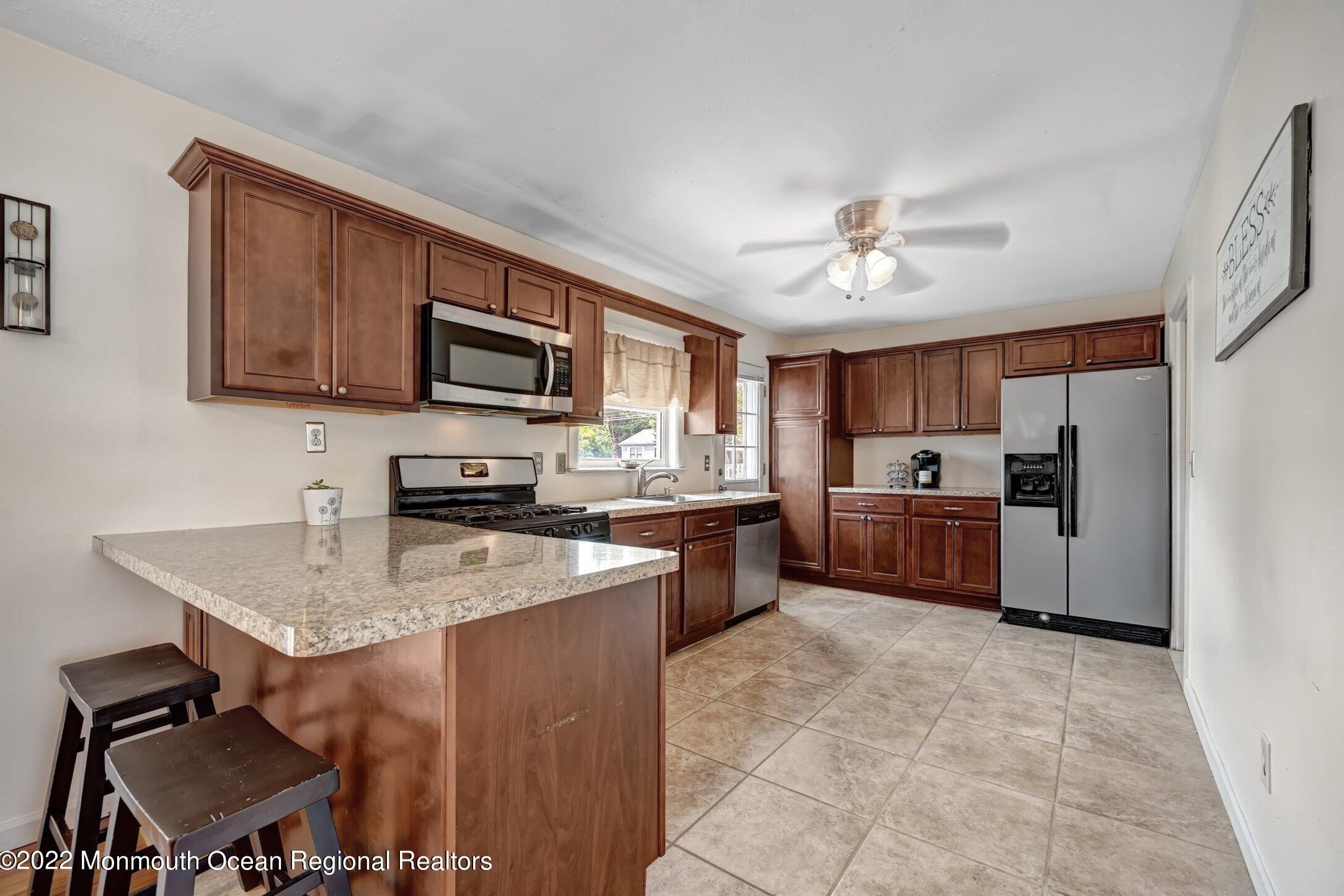 211 Chestnut St, Toms River NJ exterior