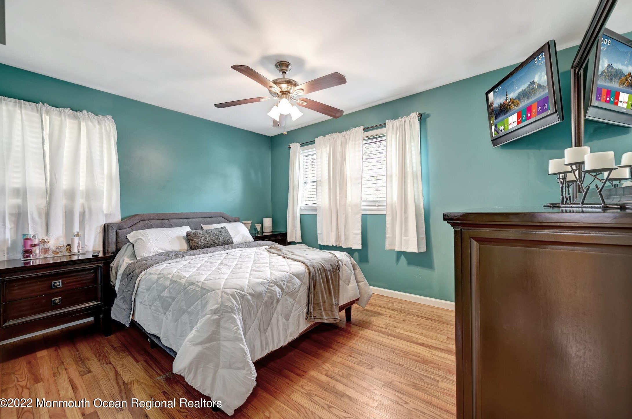 211 Chestnut St, Toms River NJ exterior