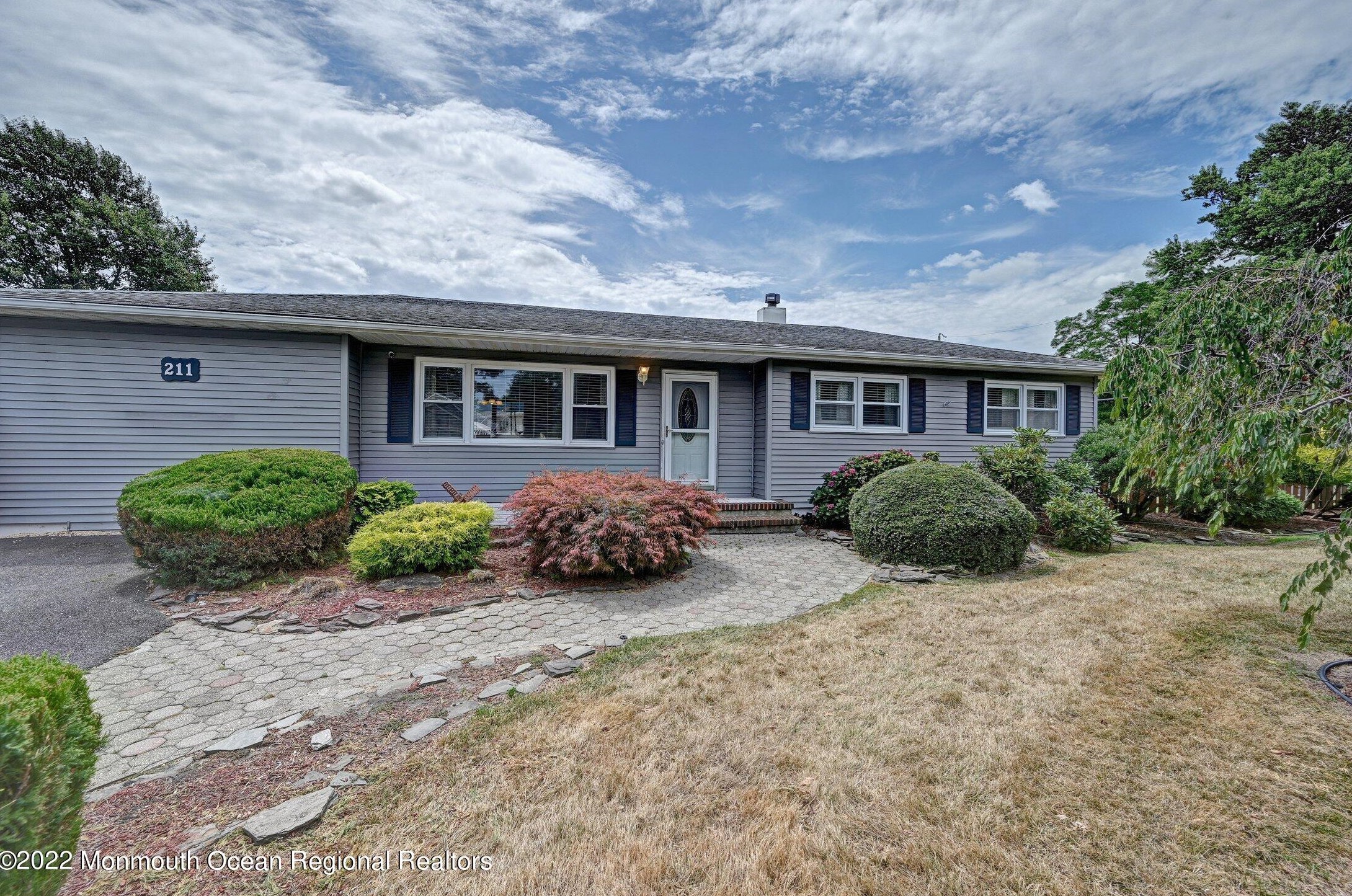 211 Chestnut St, Toms River NJ exterior