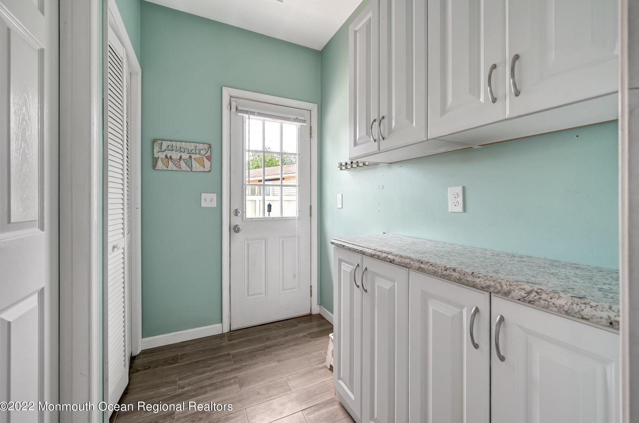 211 Chestnut St, Toms River NJ exterior