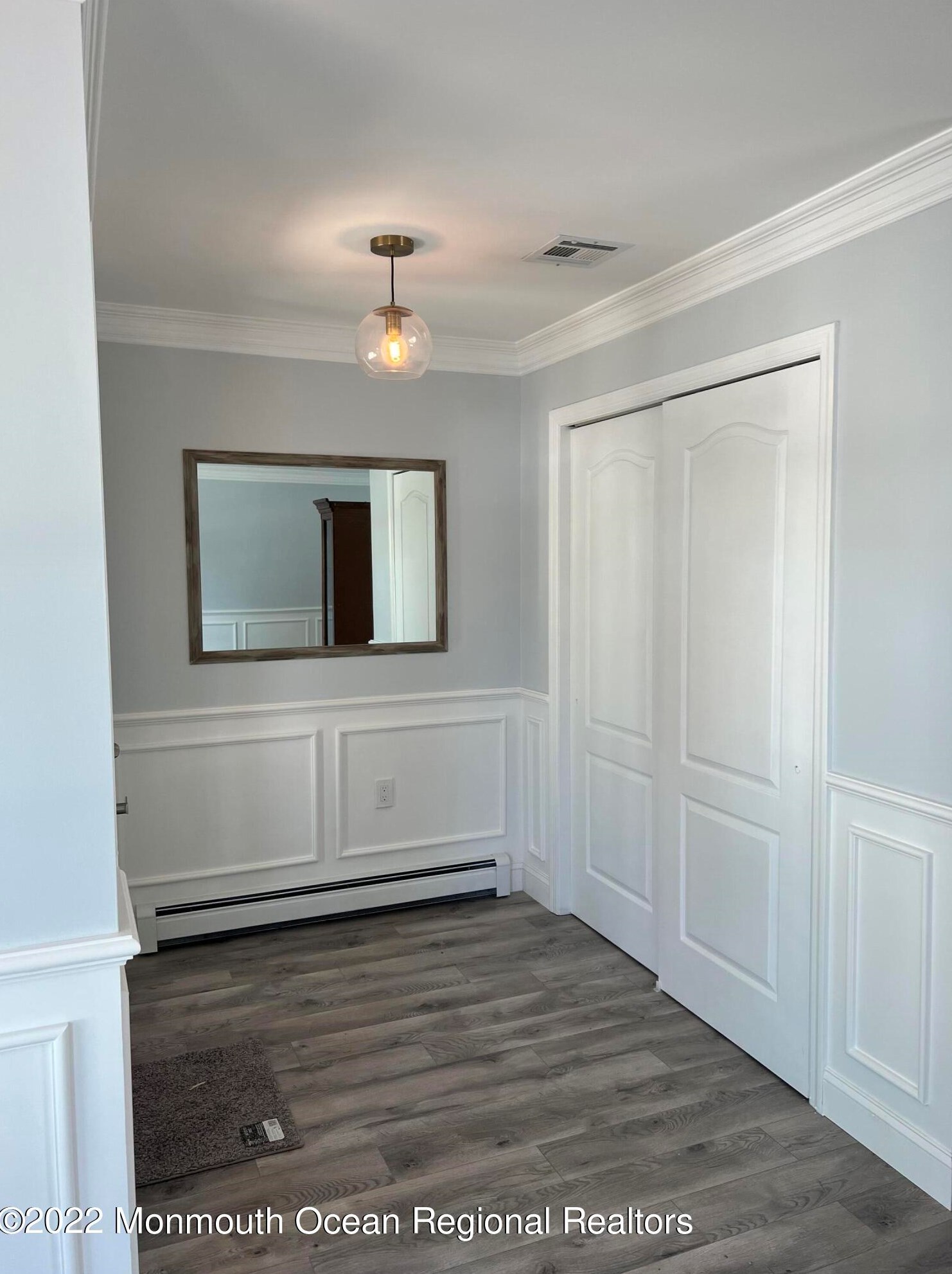 19 Winterton Dr, Toms River NJ  08757-6024 exterior