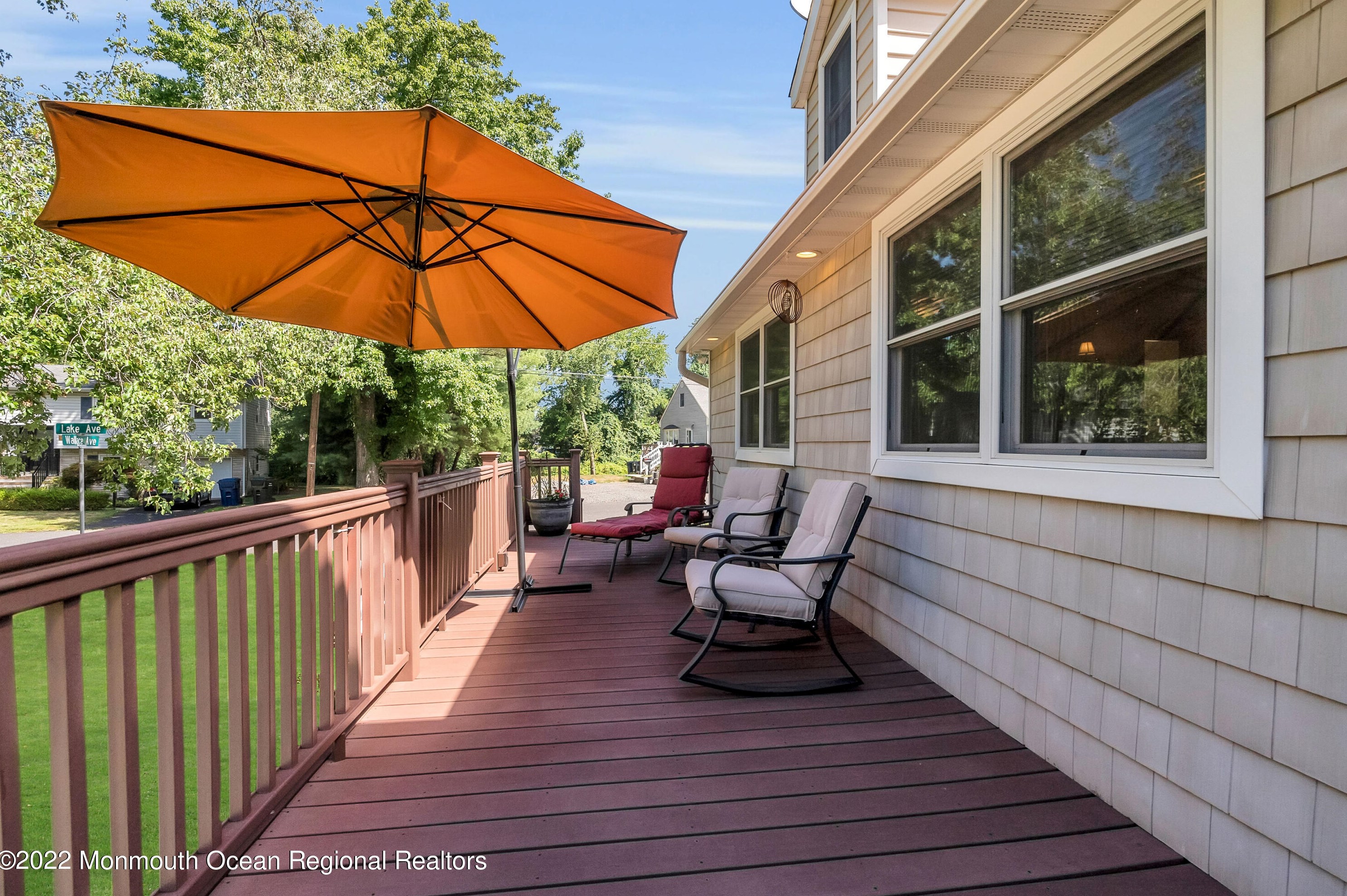 1 Wallace Ave, Oakhurst NJ  07755-1211 exterior