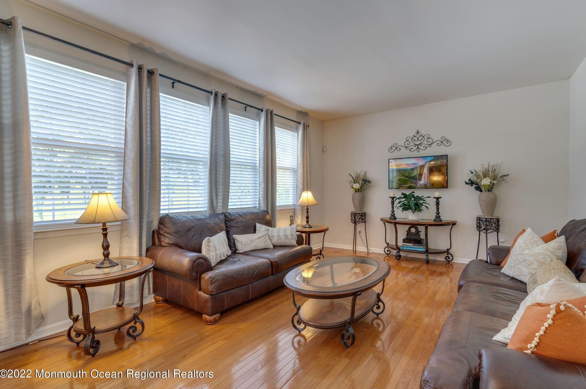 2420 Frst Cir, Toms River NJ 08757 exterior