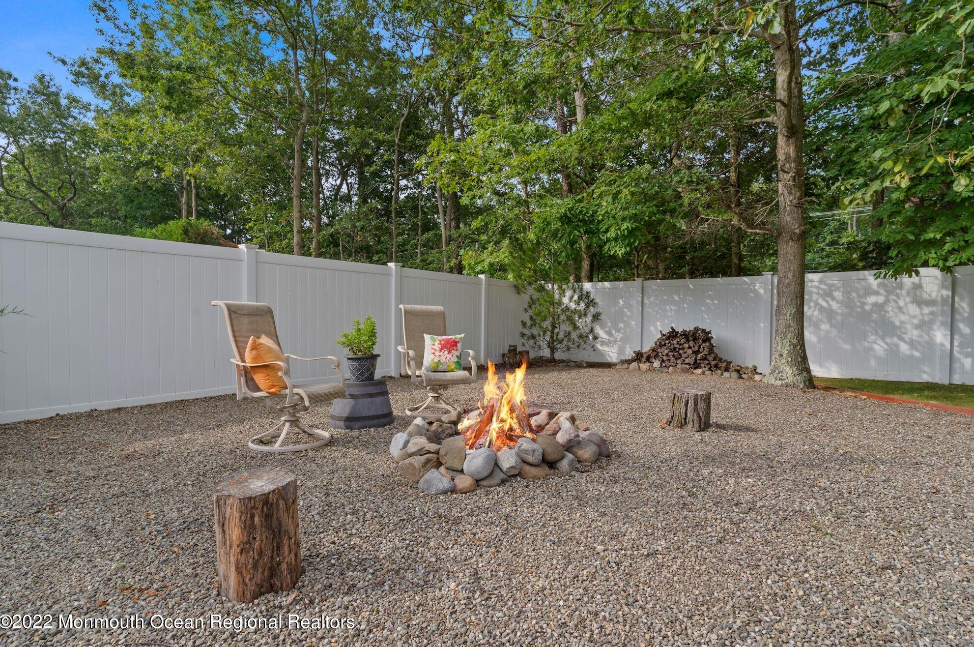 2420 Frst Cir, Toms River NJ 08757 exterior